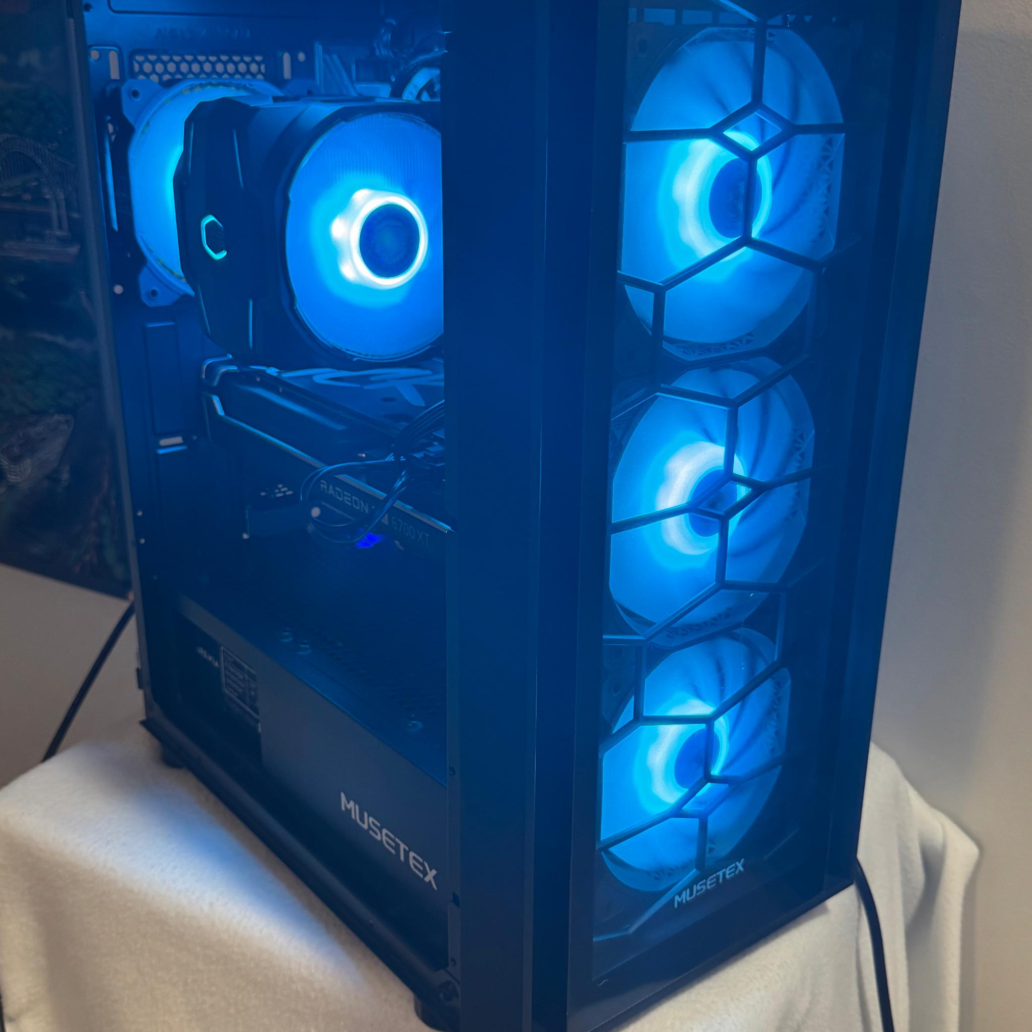 Awesome i7 11700k, RX 6700 XT 12GB, 32 GB DDR4 Gaming System