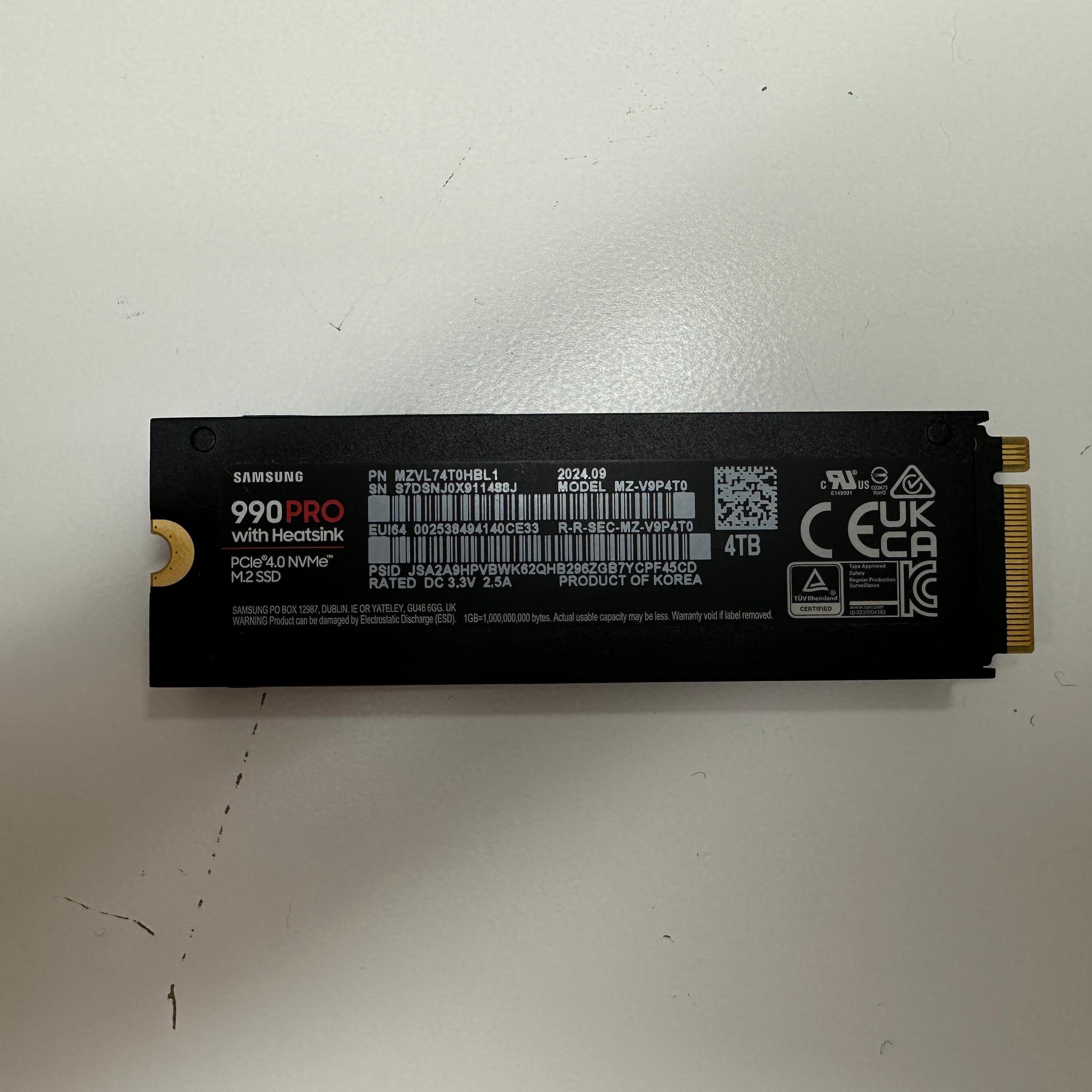 Samsung 4TB 990 PRO Heatsink PCIe 4.0 NVMe SSD