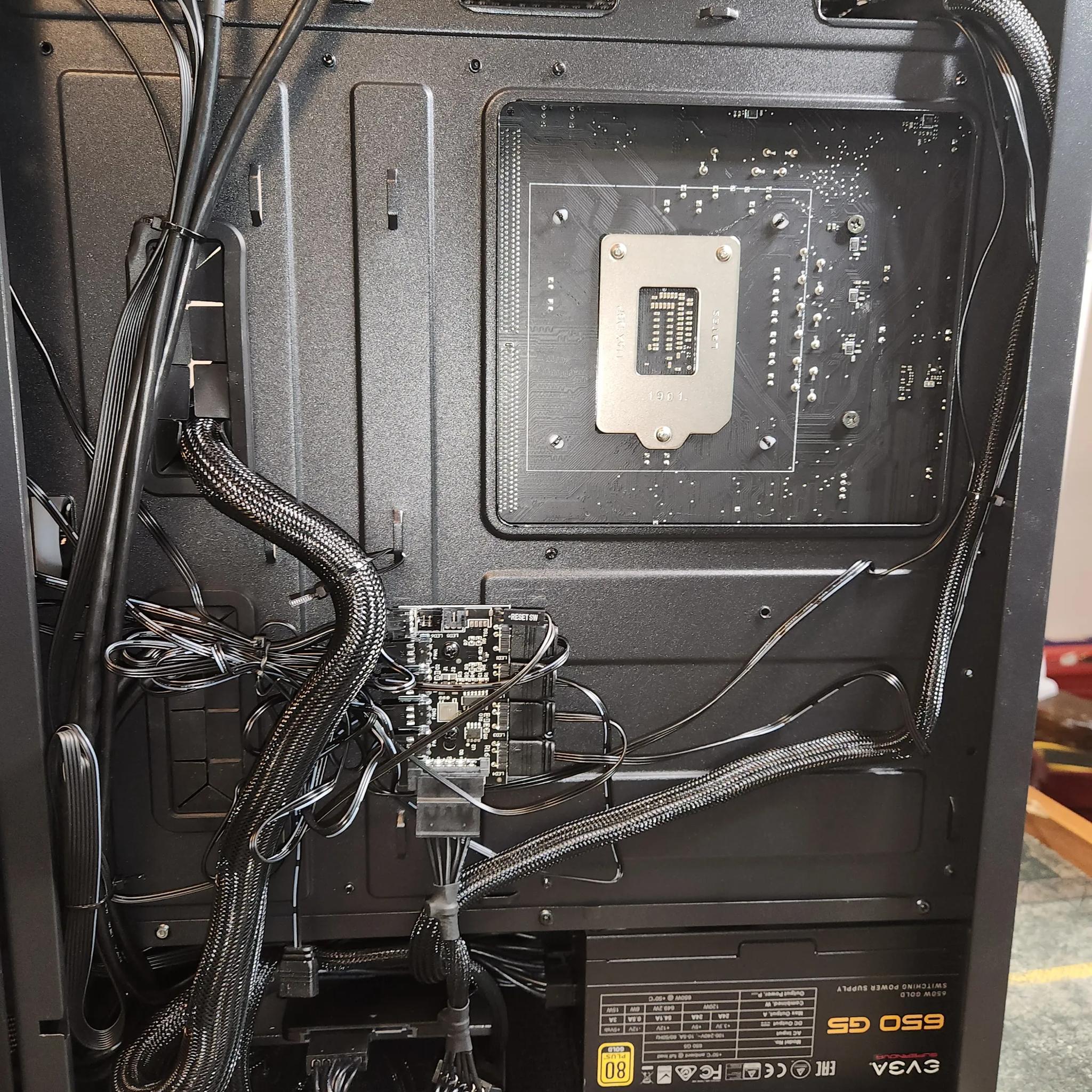 THE RED MONSTER IV GTX 1660TI/Intel I5-8600K