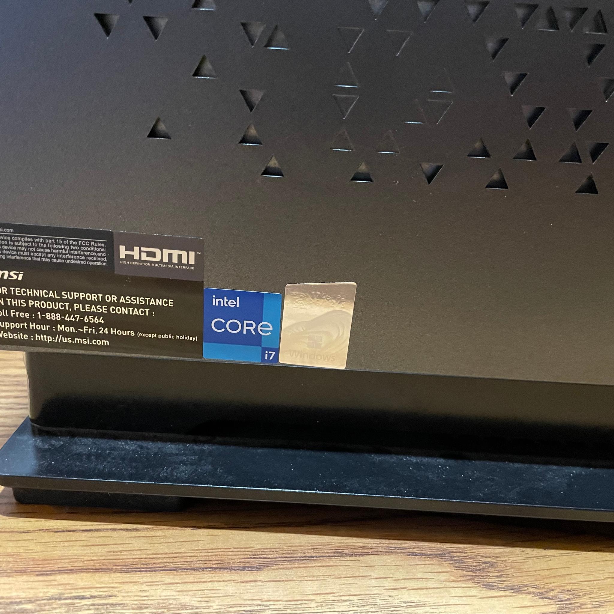 MSI Creator P100X 12700F - 7900 GRE- 32gb Ram - 2tb SSD - 2tb HDD