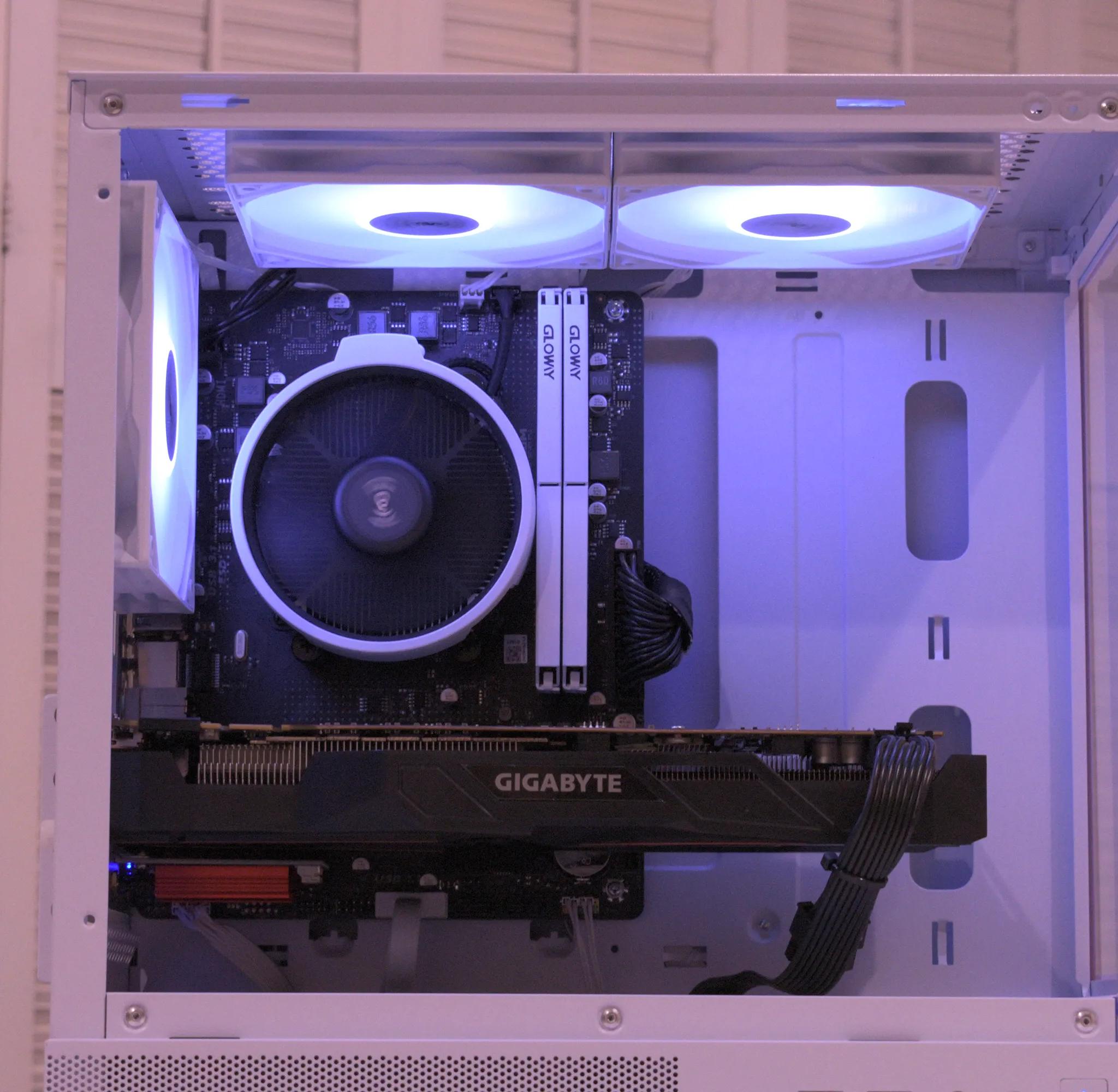 🎮Budget Gamer🎮 Ryzen 5 3600 | GTX 1070 8GB | 16GB DDR4 | 1TB nVME SSD | 1080p White Gaming PC RGB