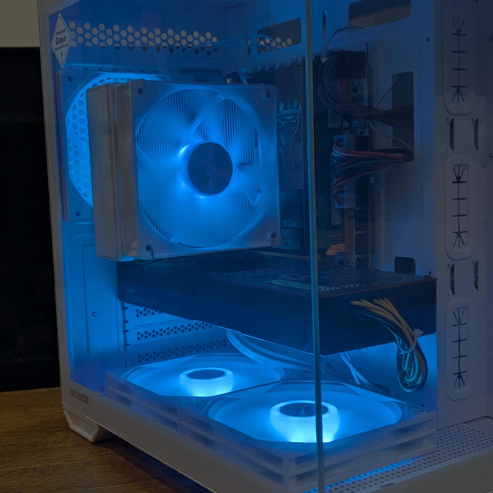 Workstation Gamer | 8 Core Xeon (same as i7), 32GB RAM, 8GB AMD W5700, 512GB SSD, Win11