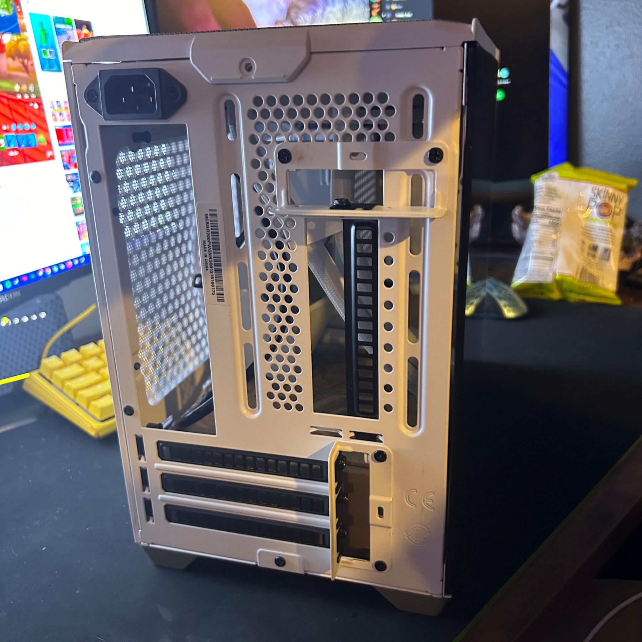 Coolermaster NR200p with 240mm RAD