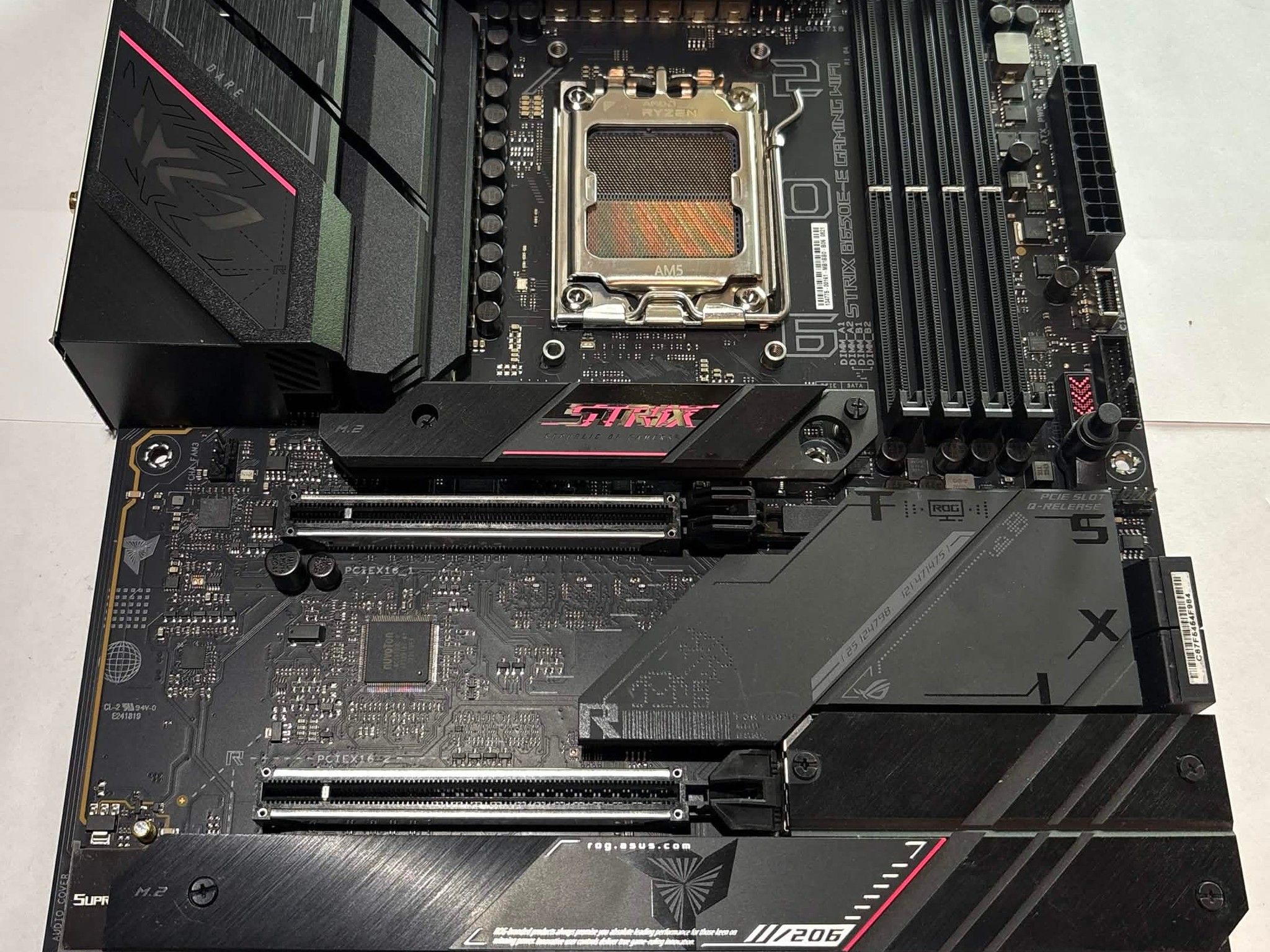ASUS ROG Strix B650E-E Gaming WiFi AM5 Motherboard Tested Working (NM)