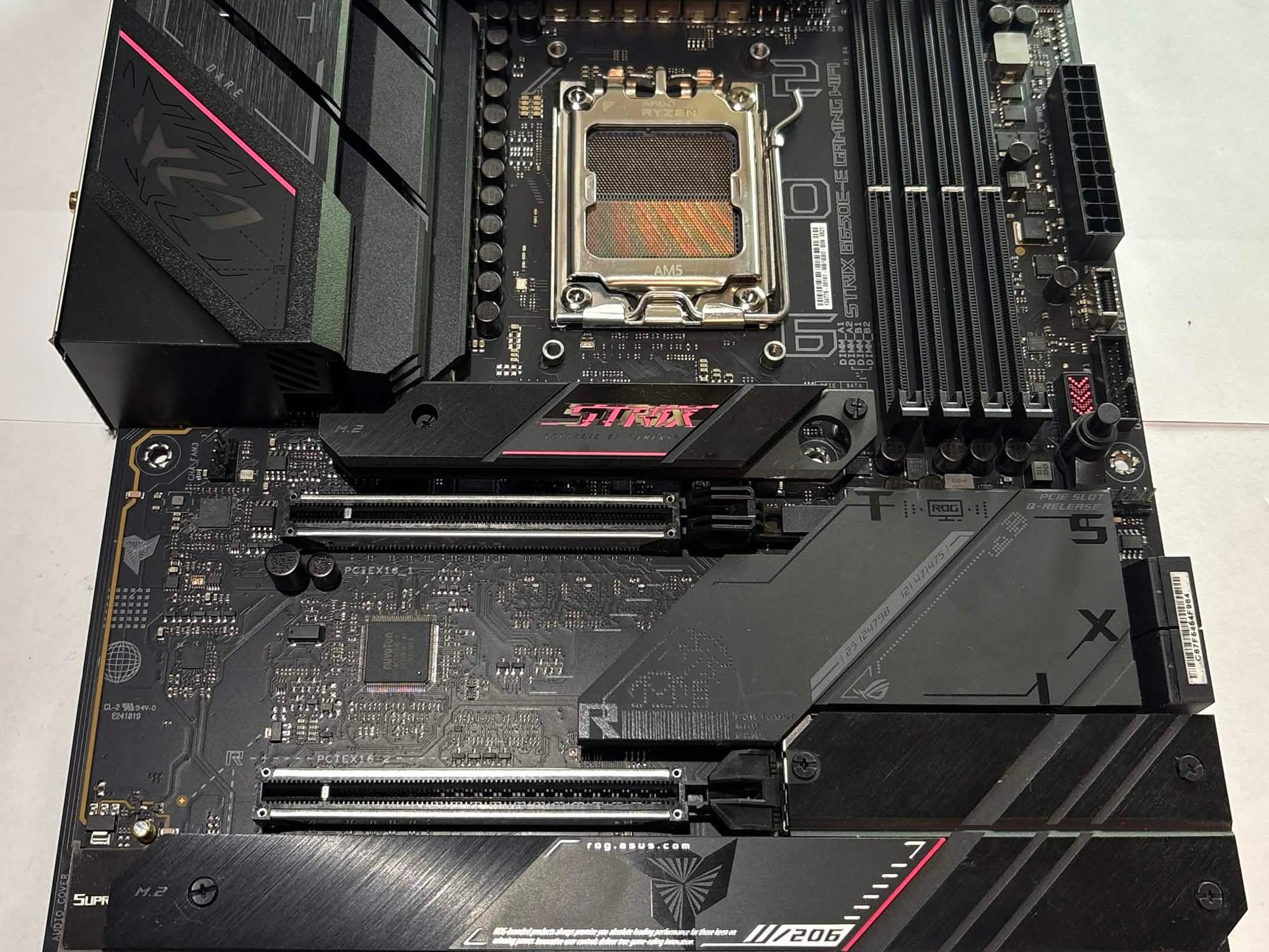 ASUS ROG Strix B650E-E Gaming WiFi AM5 Motherboard Tested Working (NM)