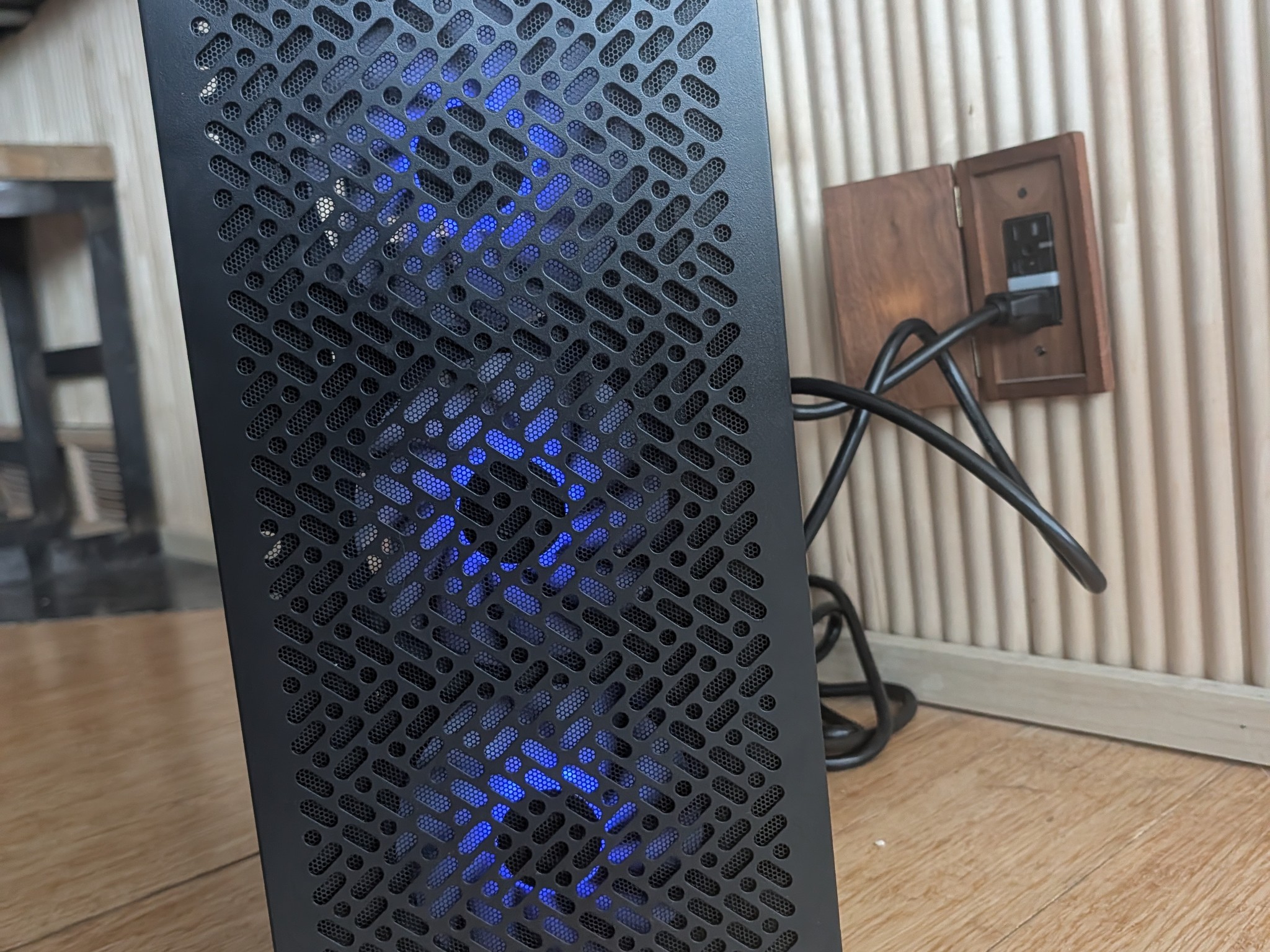 Custom SCP Foundation gaming PC | I7 6700K | GTX 1060 | 16GB | 250GB |