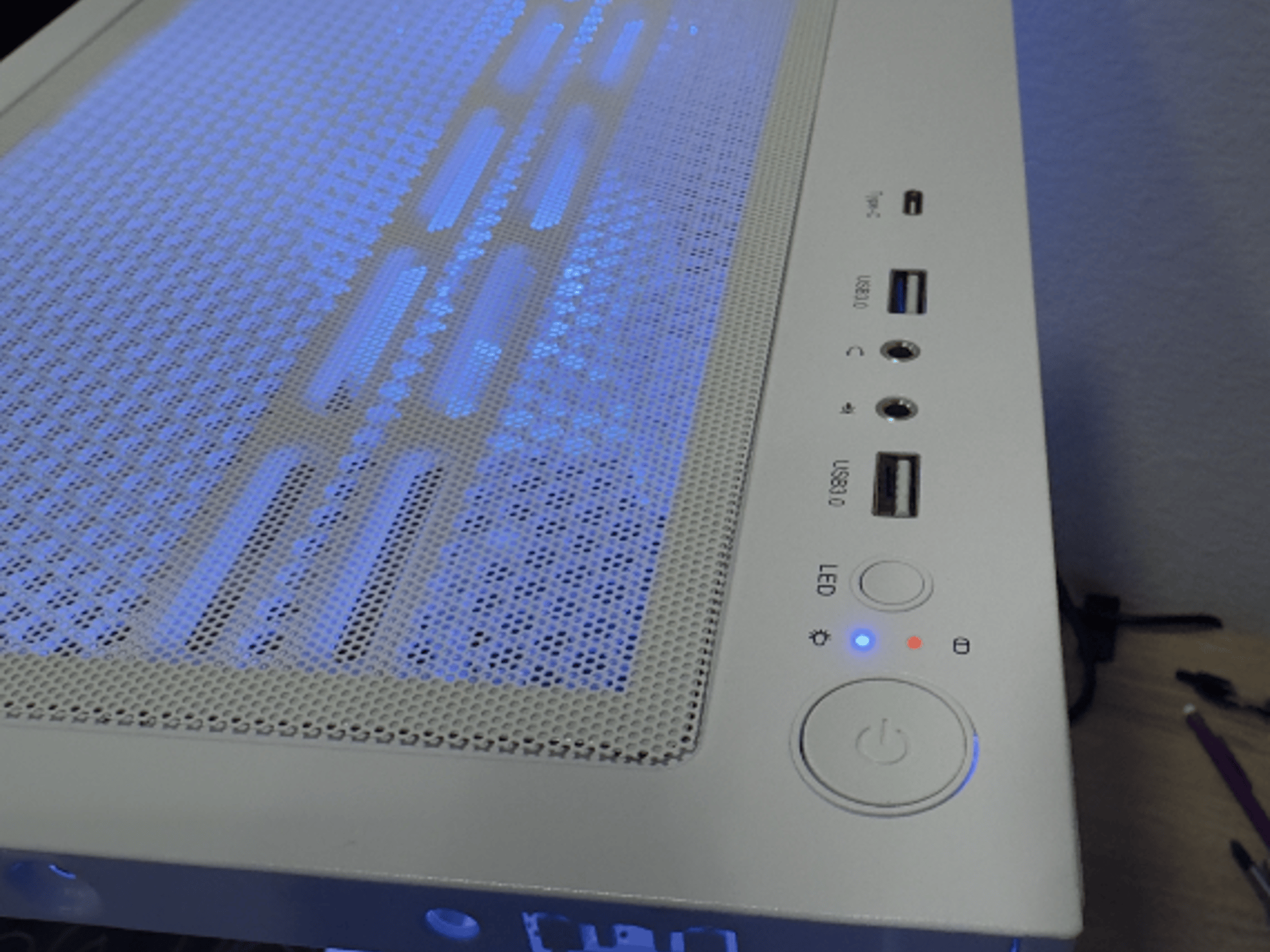 ⚪️ White RTX PC ⚪️
