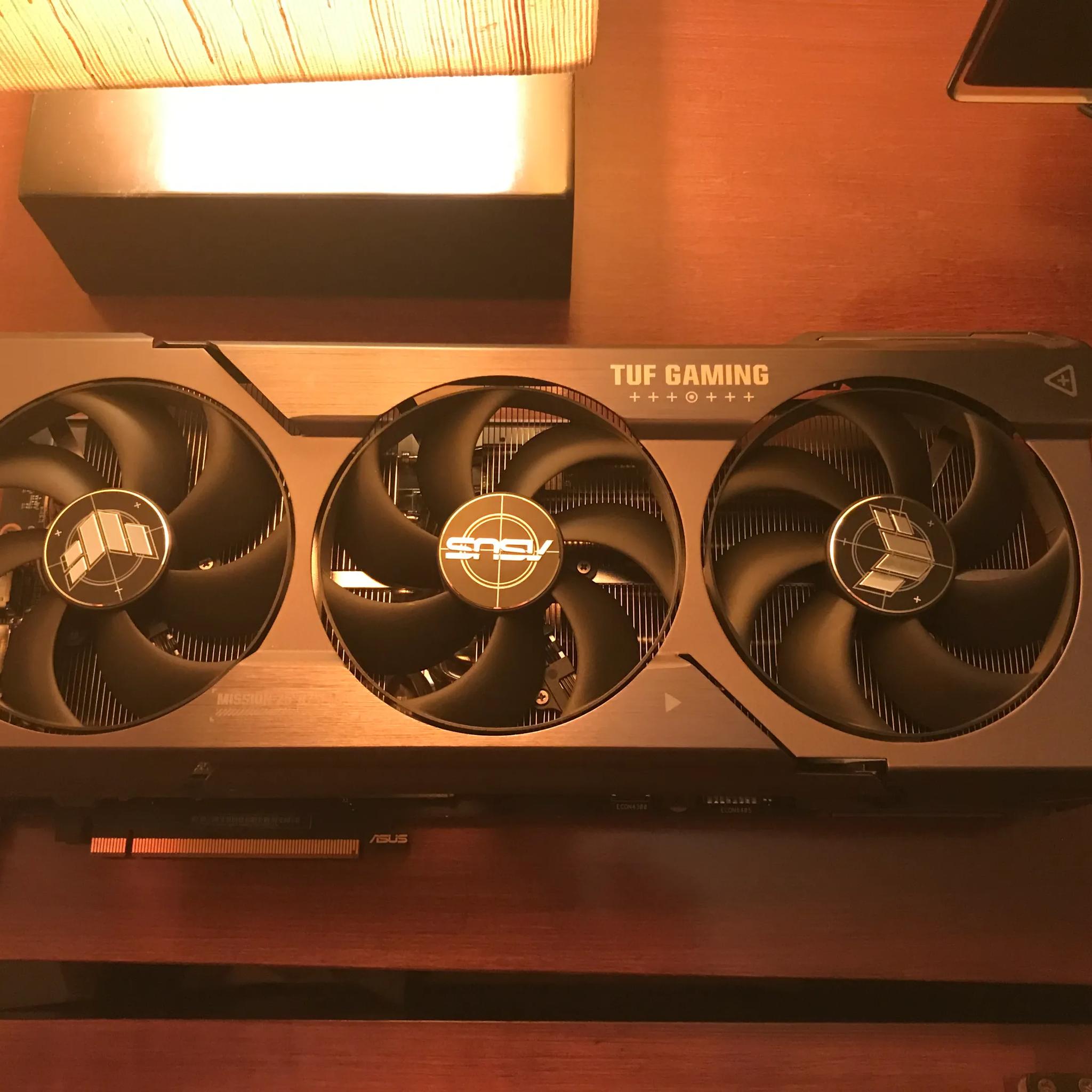 ASUS TUF 7900XTX 24Gb GPU