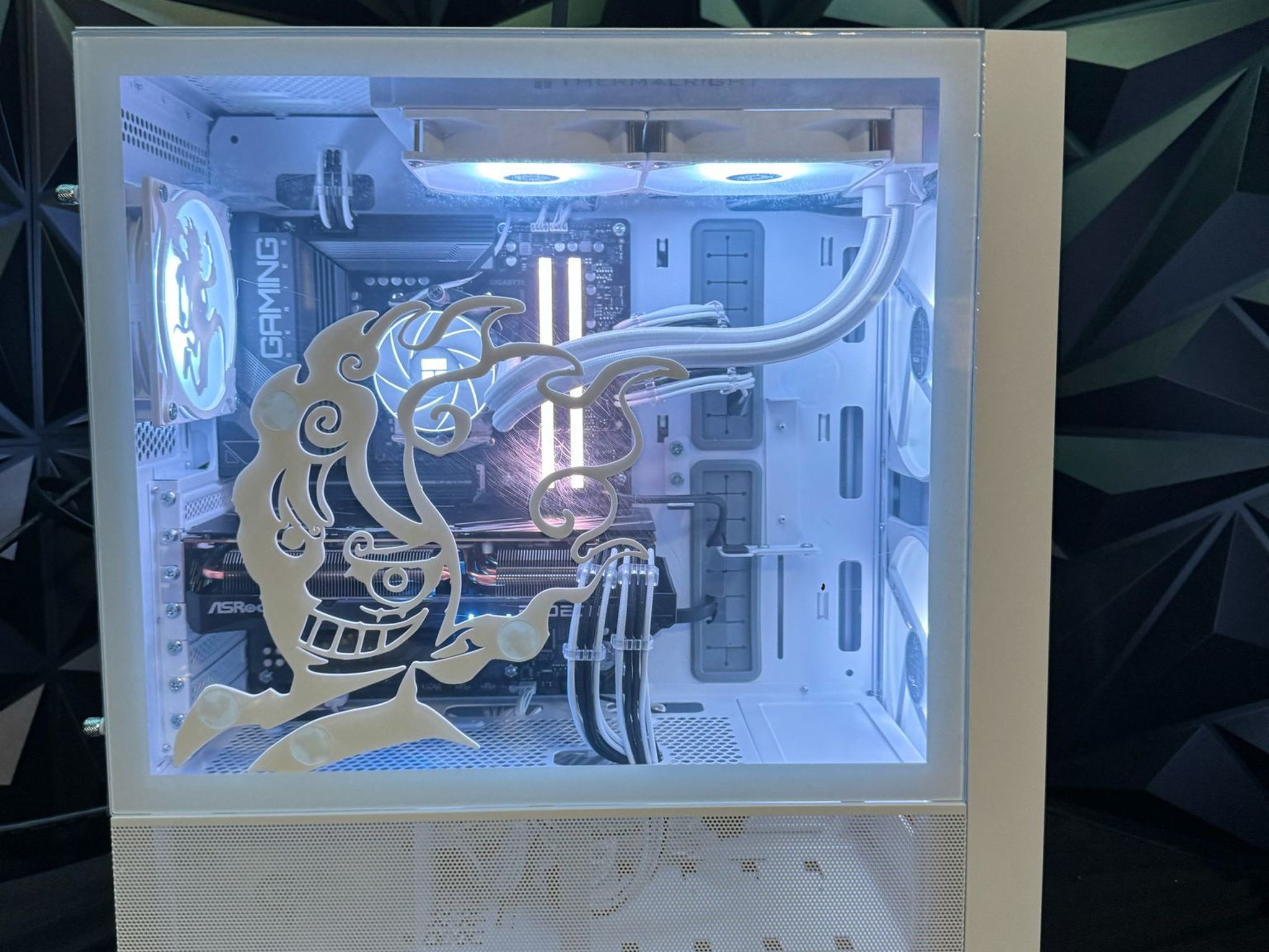 🏴‍☠️Luffy Gear 77 🏴‍☠️ Ryzen 7 7700X | RX 7800XT|32 GB DDR5| 1.5 TB NVMe|