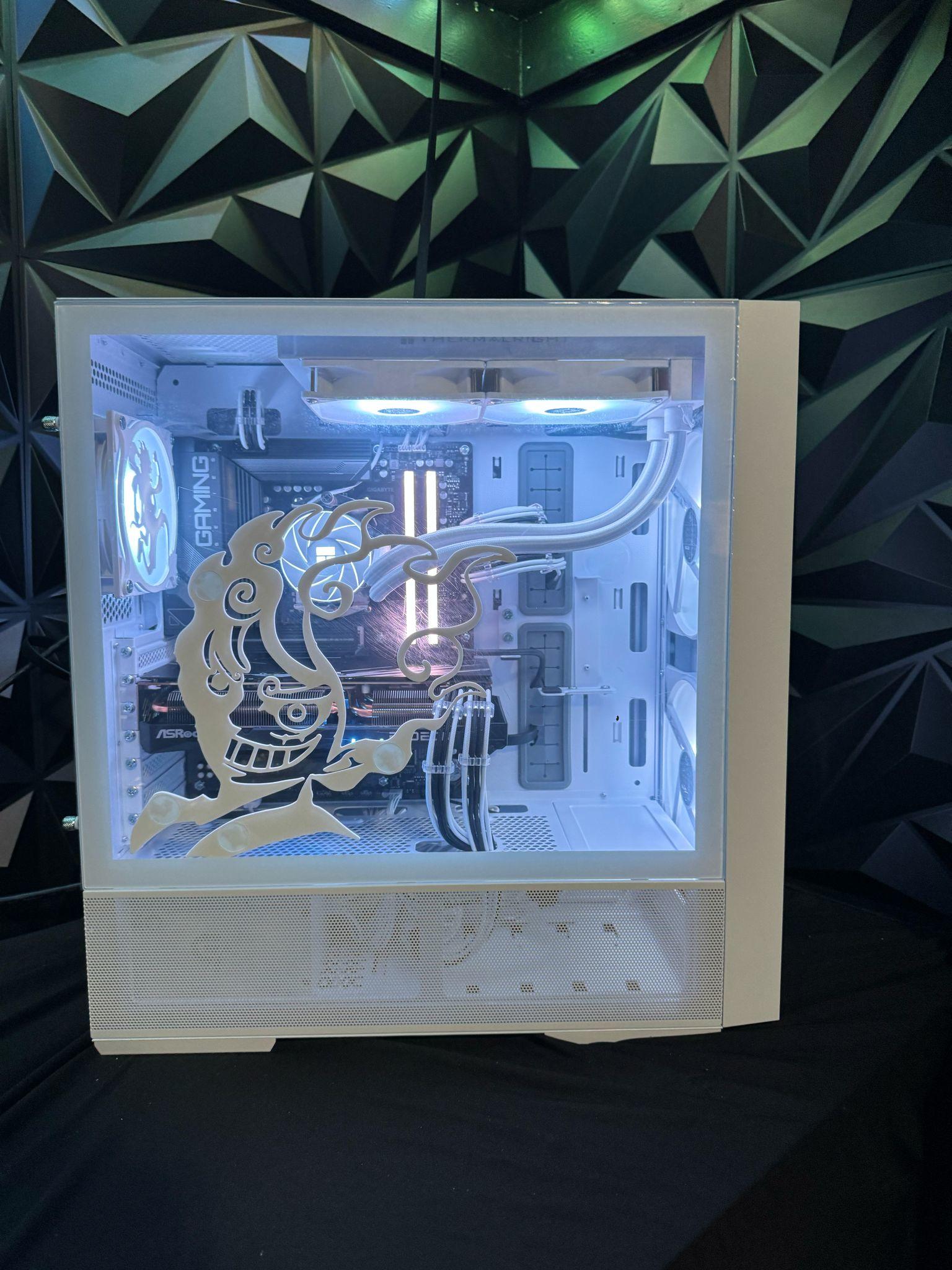 🏴‍☠️Luffy Gear 77 🏴‍☠️ Ryzen 7 7700X | RX 7800XT|32 GB DDR5| 1.5 TB NVMe|