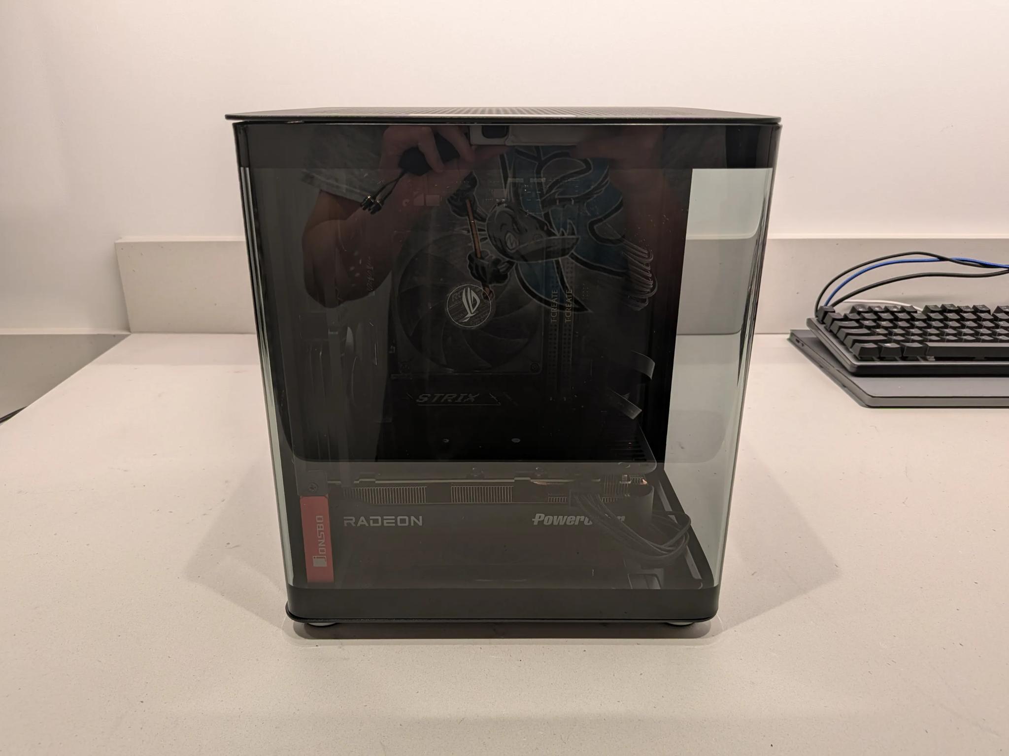 The TKO - Ryzen 5 9600X, RX 9060 XT 16 GB, 32 GB DDR5, 2 TB Gen 5 NVME