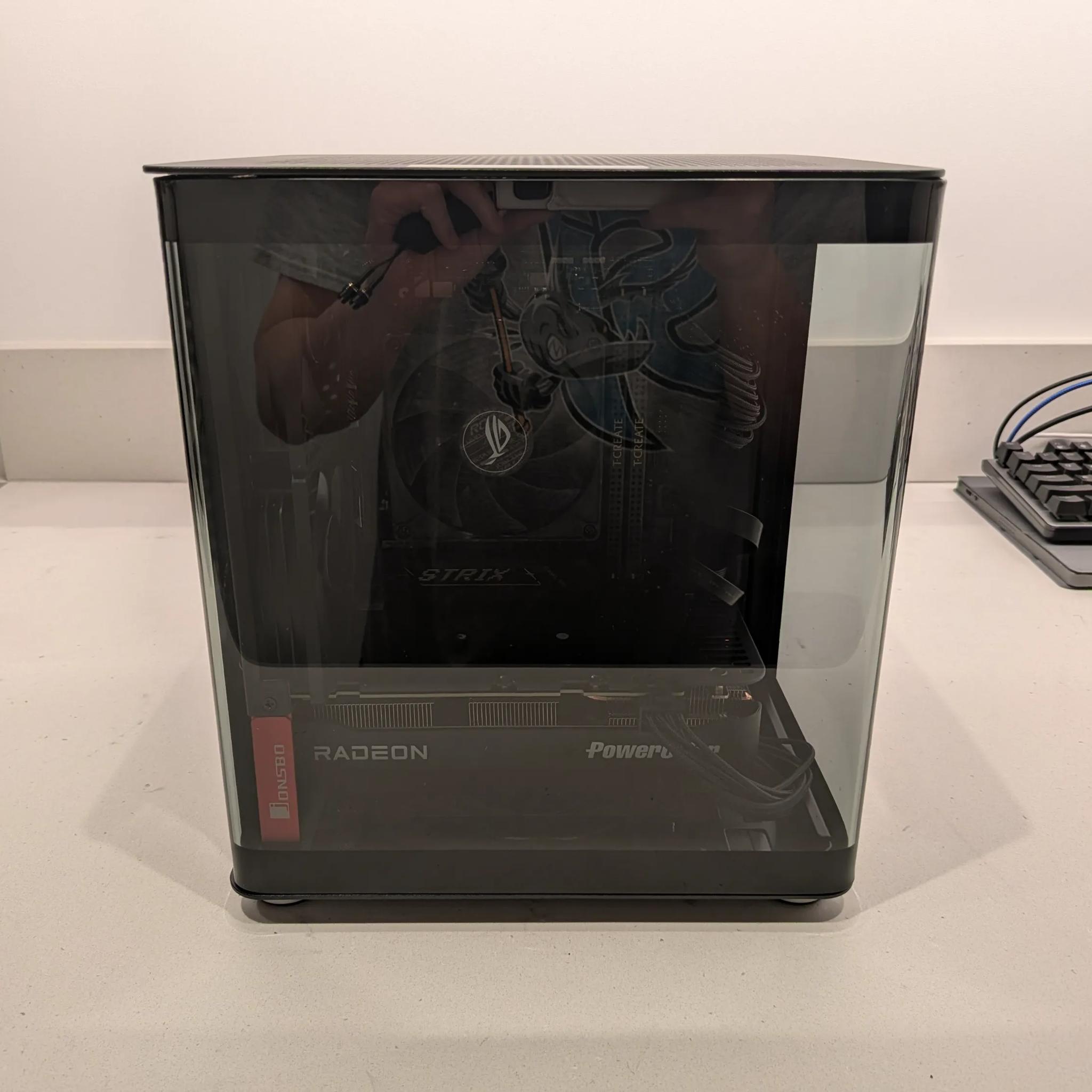 The TKO - Ryzen 5 9600X, RX 9060 XT 16 GB, 32 GB DDR5, 2 TB Gen 5 NVME