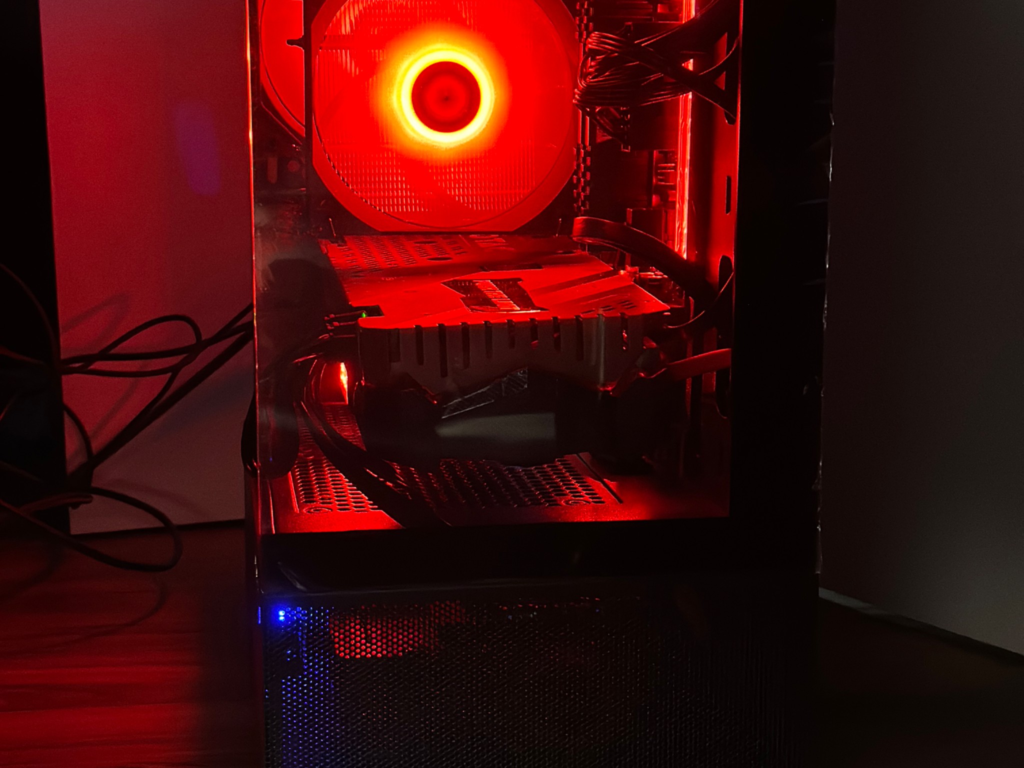 GTX 1070 | Core i7 7700k | 16GB DDR4 | 1.13TB | Windows 11