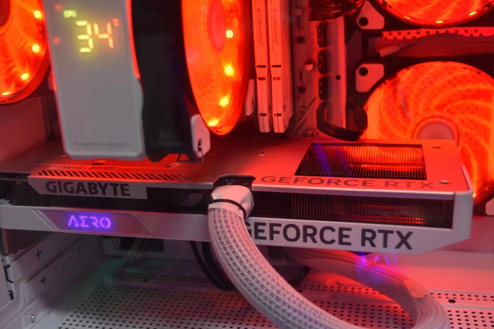 GAMING PC RYZEN 5 5500 RAM 16 GB RTX AREO 4060 8GB NVME 1TB 700 WATT PSU+ EXTRAS
