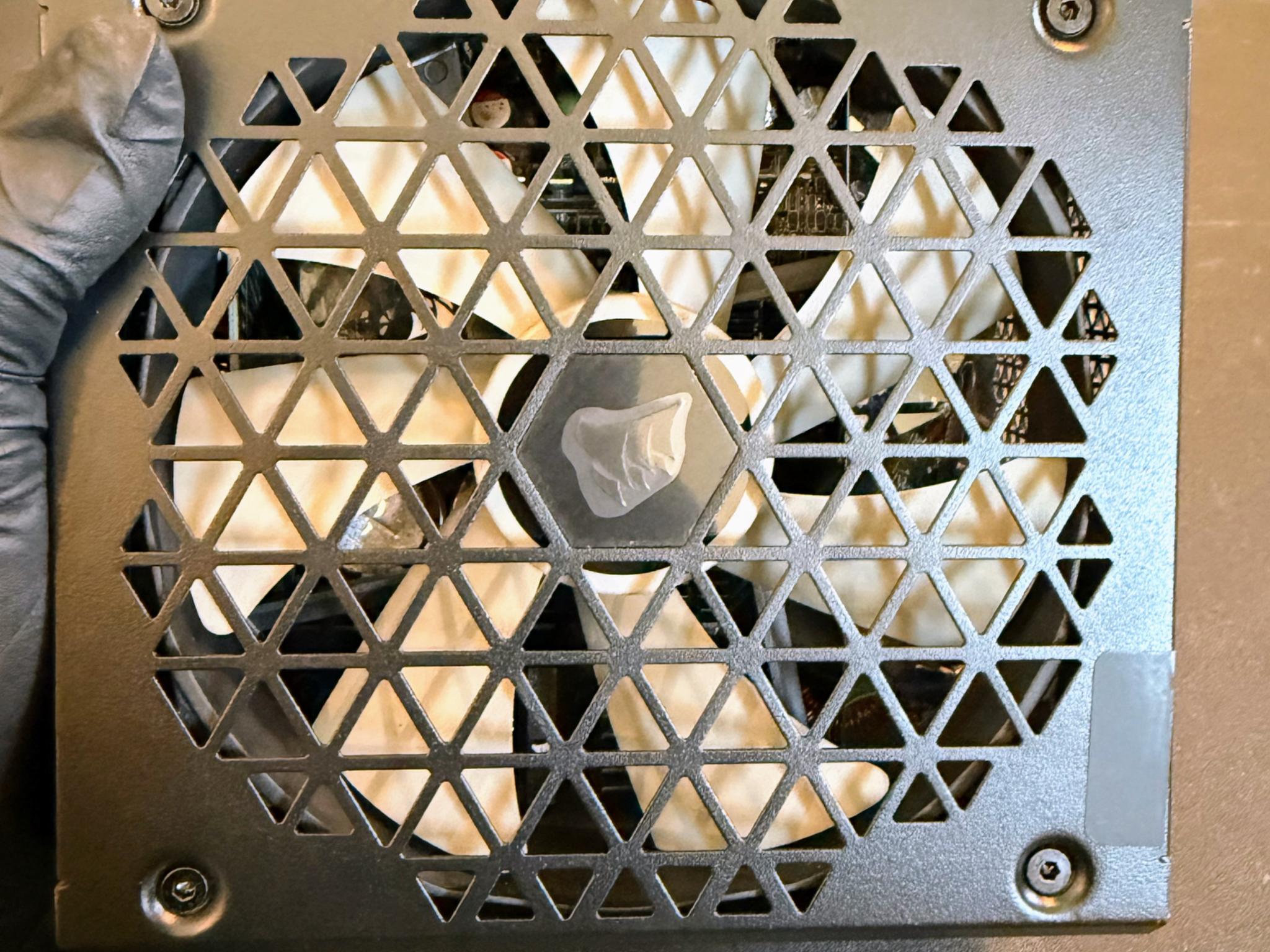 Corsair RM850x Shift 850W 80+ Gold Fully Modular PSU (2025, Lightly Used)