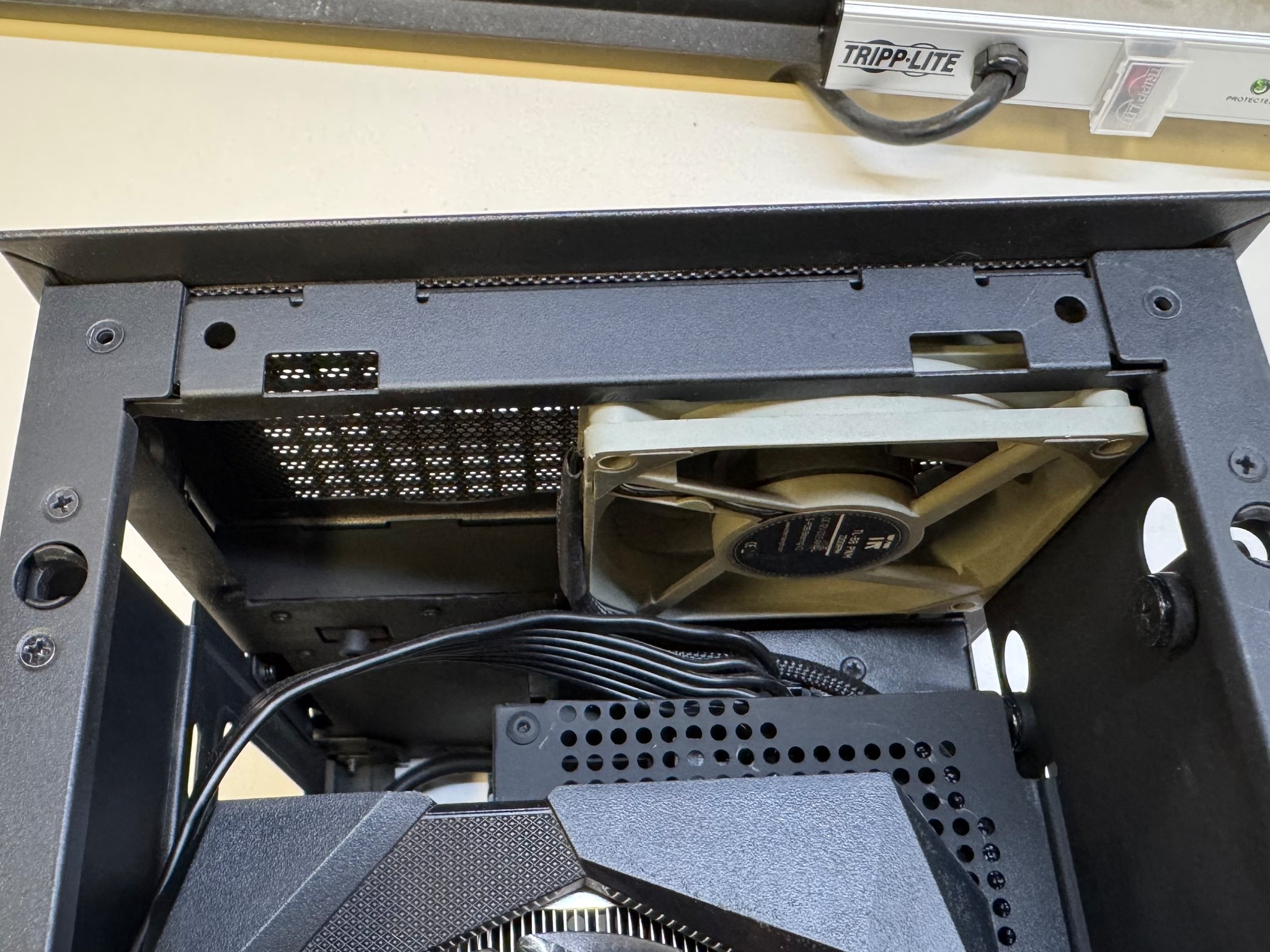 Budget SFF Gaming PC Intel i5 12600kf, RX 7600, 240 AIO Hyte Revolt