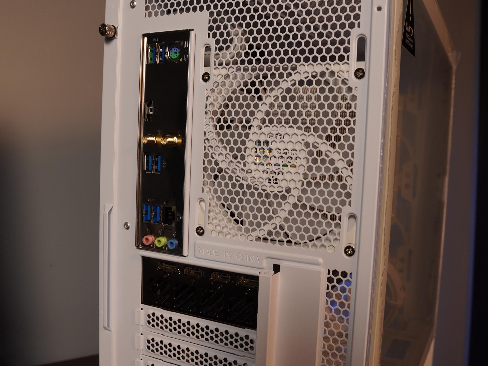 🤍ARCTIC🤍 1440p/1080p GAMING MACHINE 💚RTX 4060 🧡 Ryzen 5 3600 | 16GB | WIFI | WIN 11
