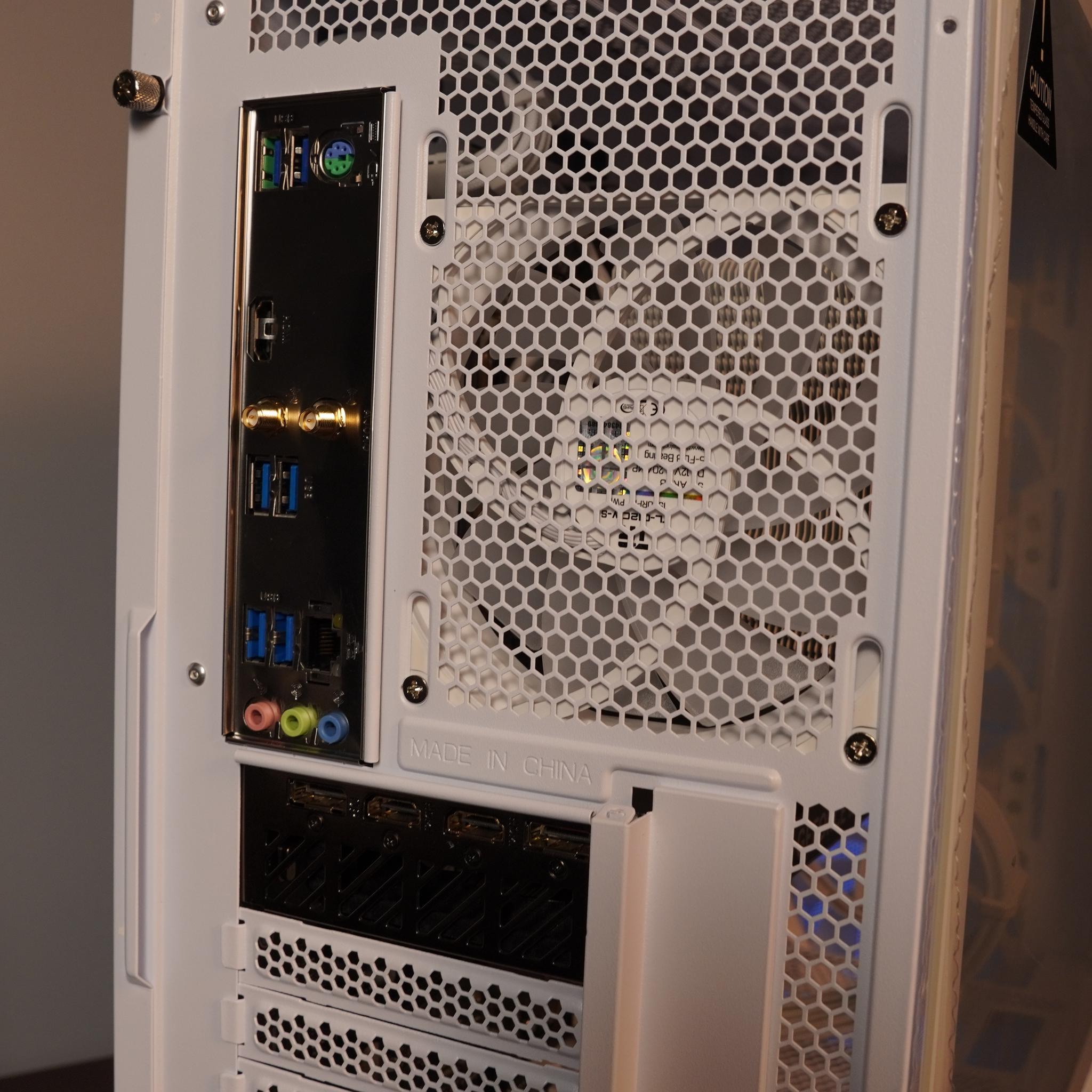 🤍ARCTIC🤍 1440p/1080p GAMING MACHINE 💚RTX 4060 🧡 Ryzen 5 3600 | 16GB | WIFI | WIN 11