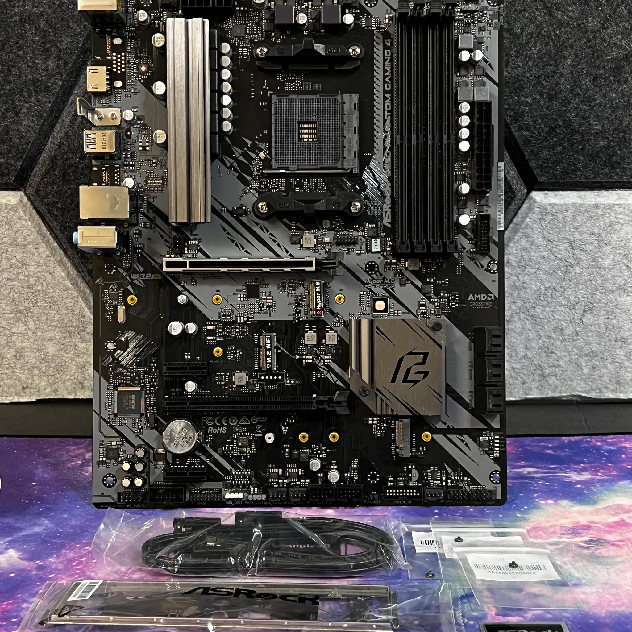 ASRock B550 Phantom Gaming 4 ATX AM4 Motherboard