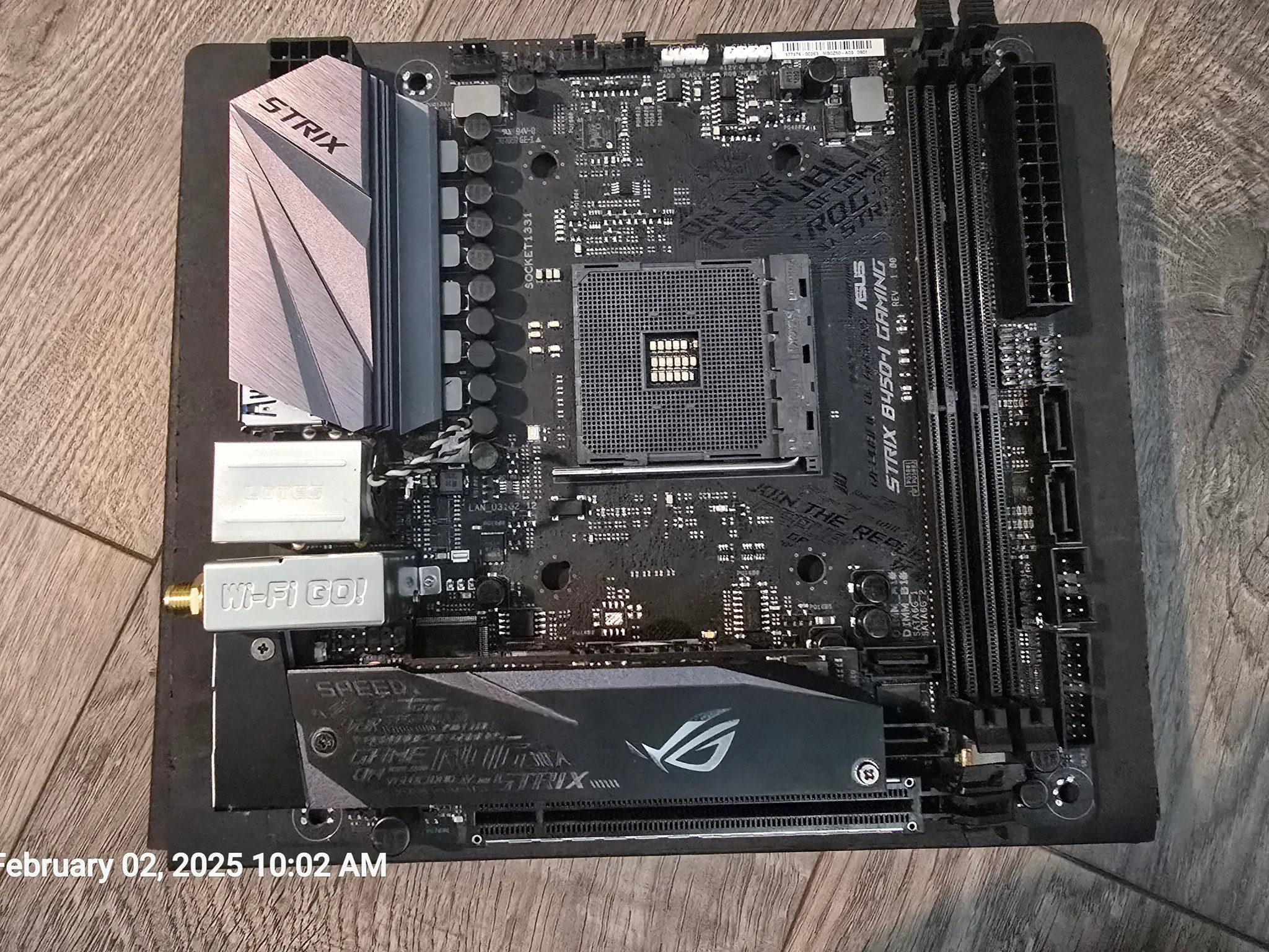 b450-i gaming/ Ryzen 5 2600/ Corsair vengeance 16gb 3000 mhz/ AMD cooler
