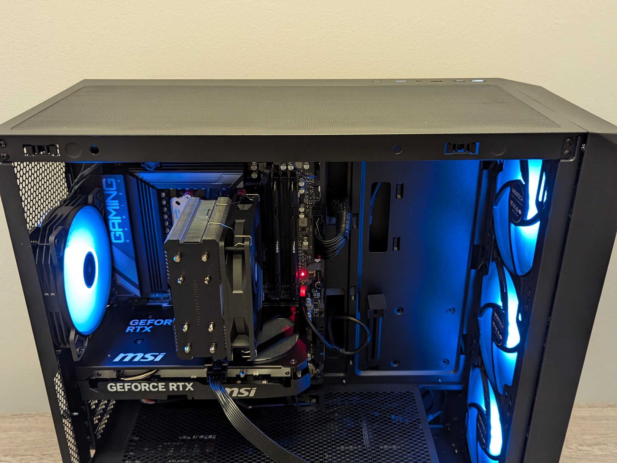Harpe (RTX 5060 Ti, Ryzen 5 9600X) NO RAM