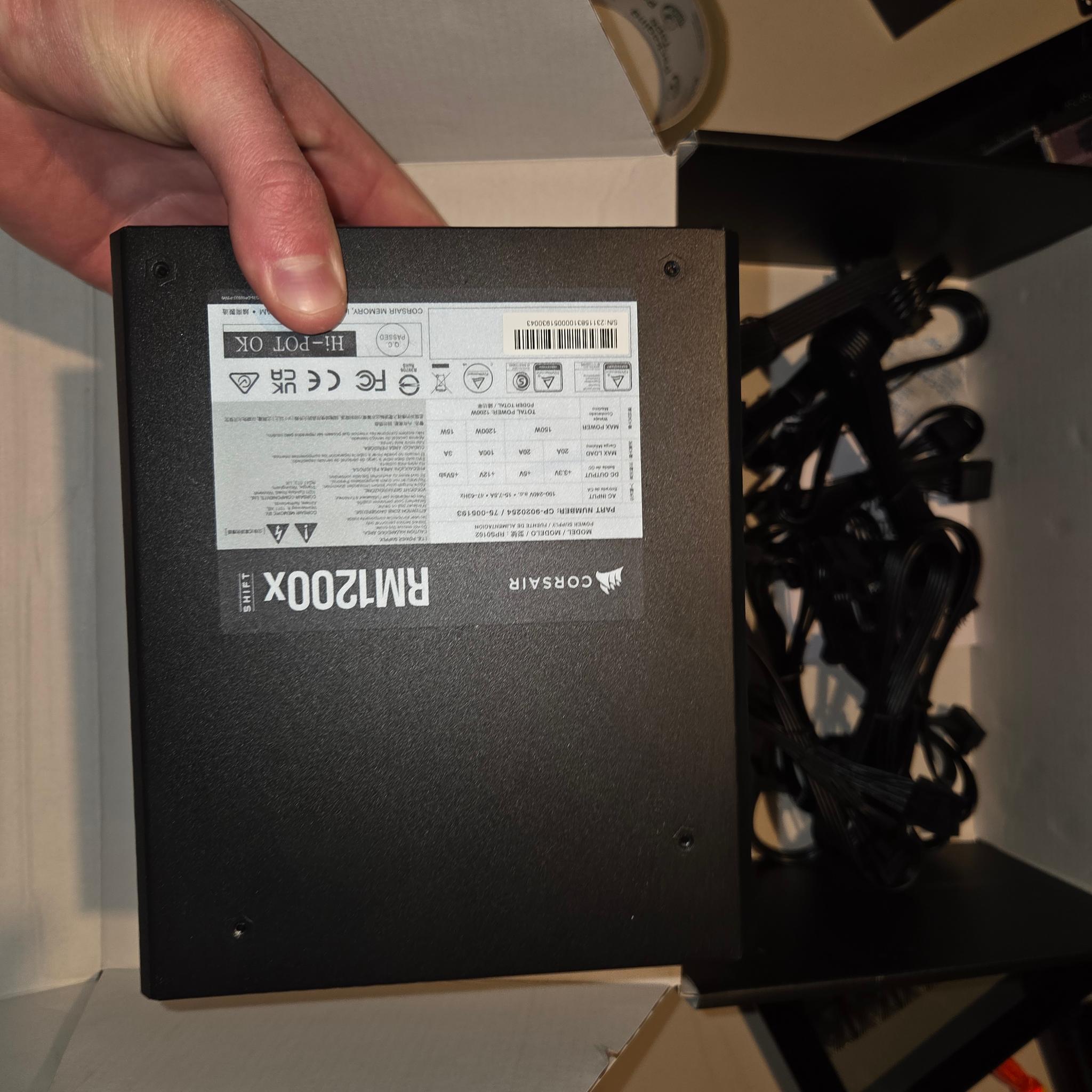 CORSAIR 1200W RMx Shift RM1200x Shift Fully Modular 80PLUS Gold ATX Power Supply