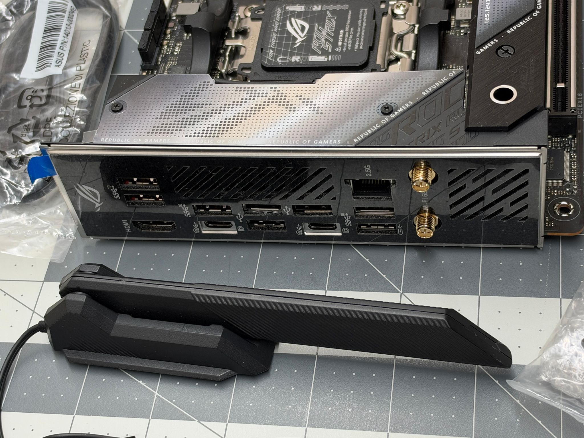 ASUS X670 ITX Motherboard