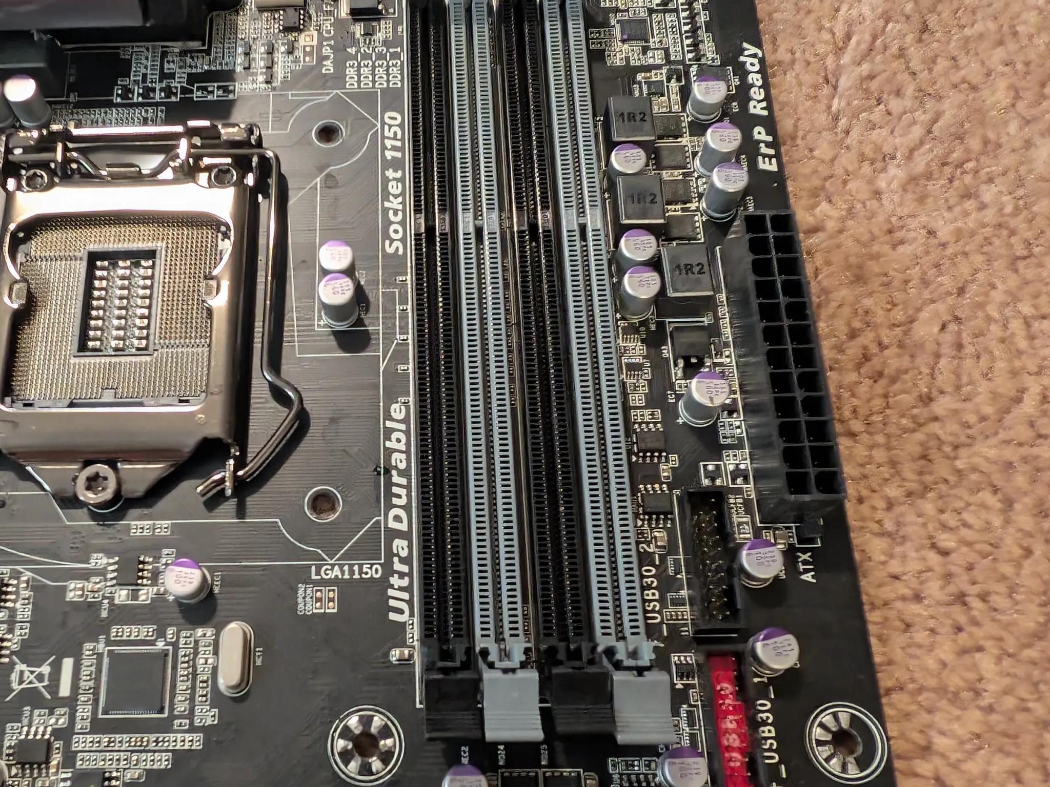 GIGABYTE GA-Z87X-D3H+32gb ddr3+i7