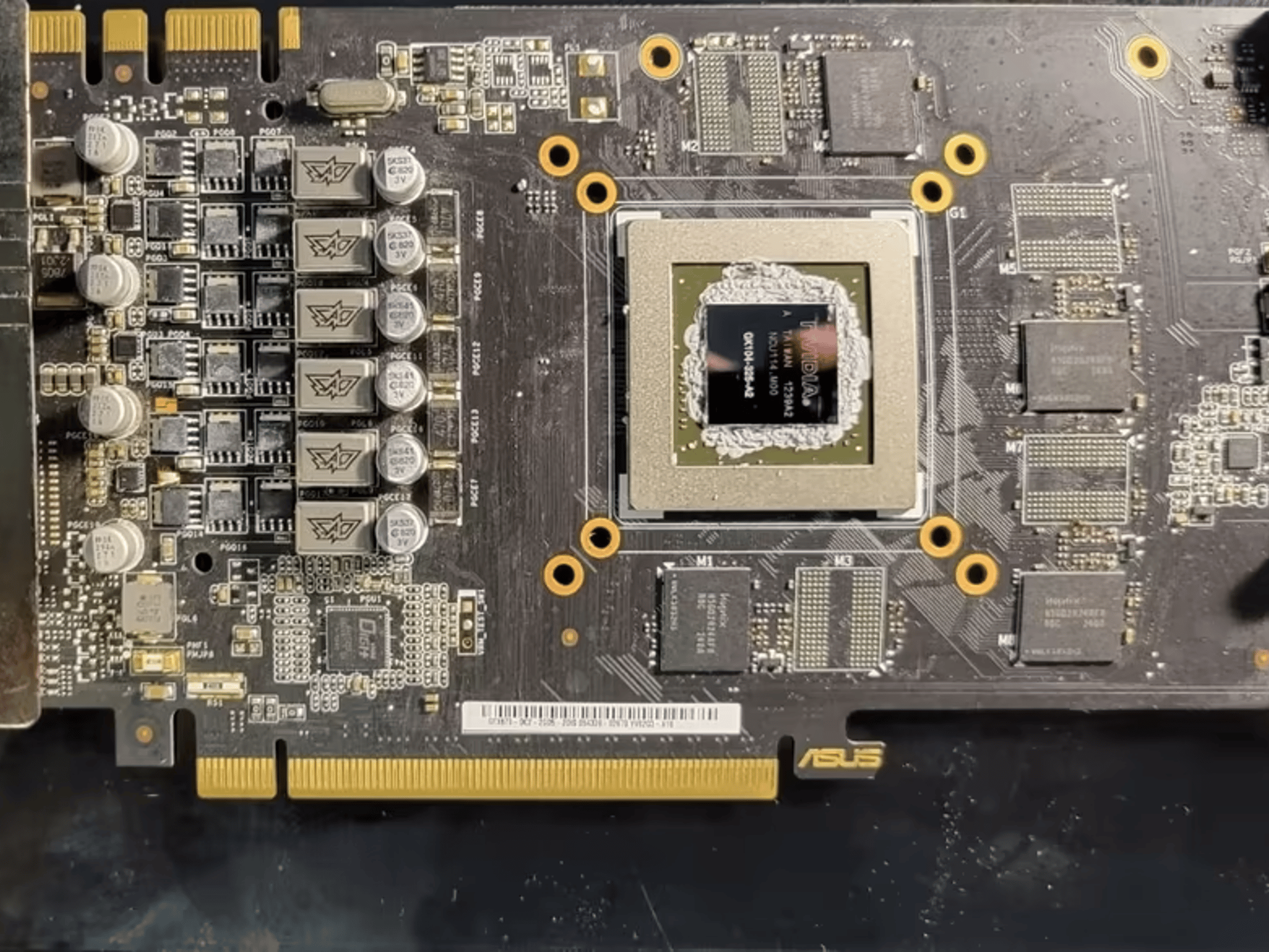 Asus GTX 670 directcu ii