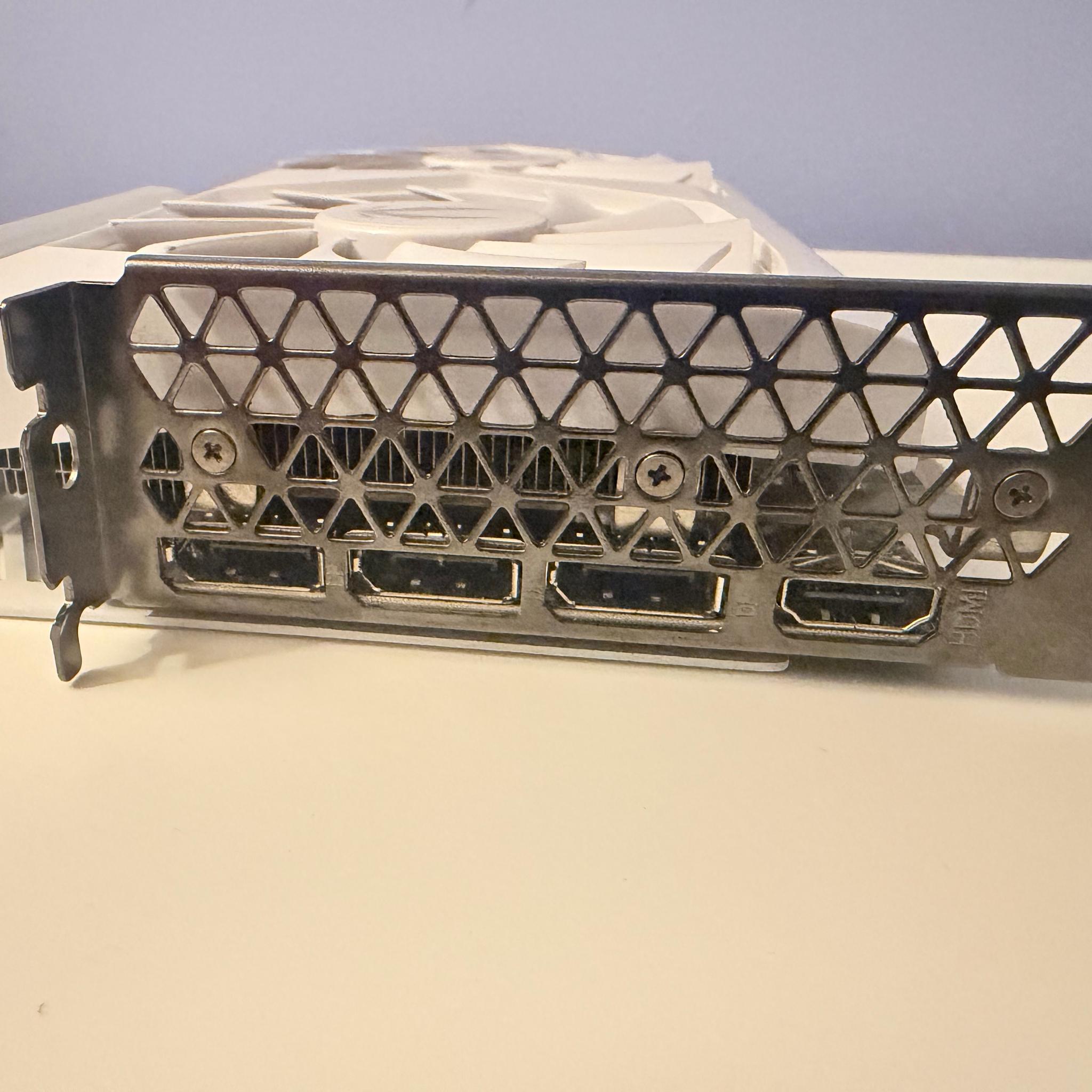 Zotac GAMING AMP GeForce RTX 3060 Ti - White