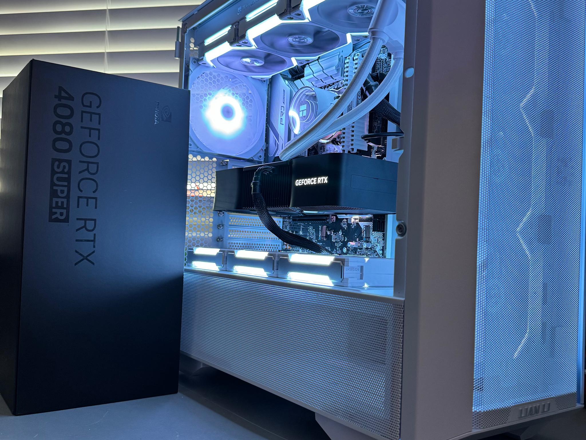 RTX 4080 SUPER | Intel i5 12600K | 16GB DDR4 | ❄️ Snow Storm ❄️| FRESHLY BUILT
