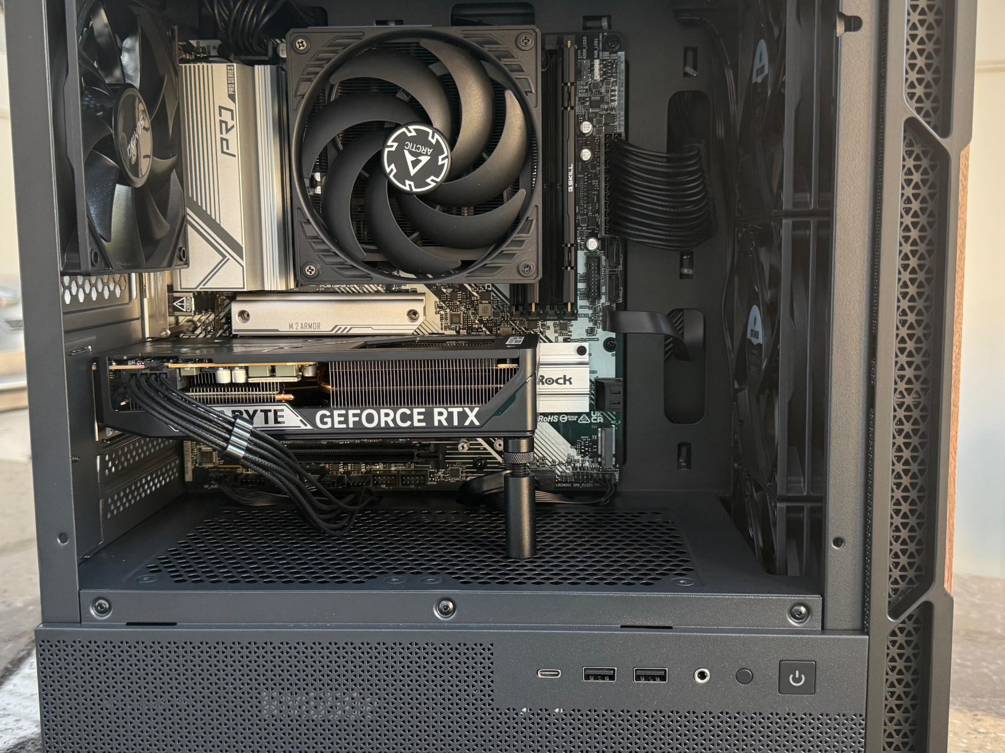 Ryzen 5 7600 1 TB SSD 32GB DDR5 RTX 5060 8 GB. ALL NEW parts!