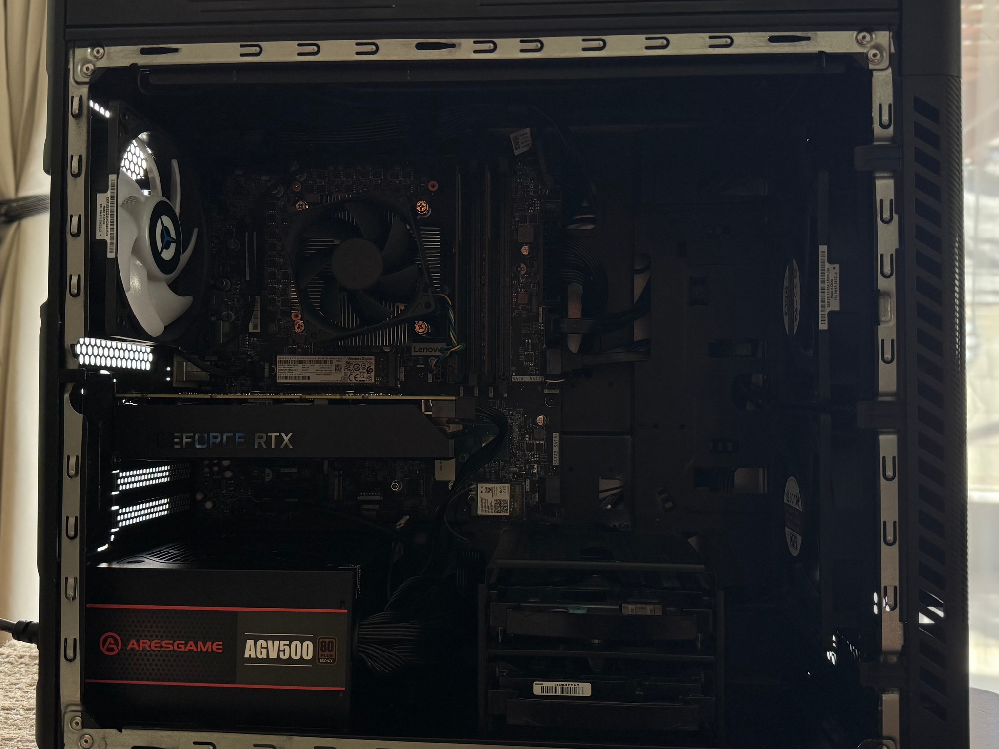 "Legion" | RTX 3060 12GB | Intel Core i5 10400F | 16GB DDR4 | 256GB SSD + 1TB HD