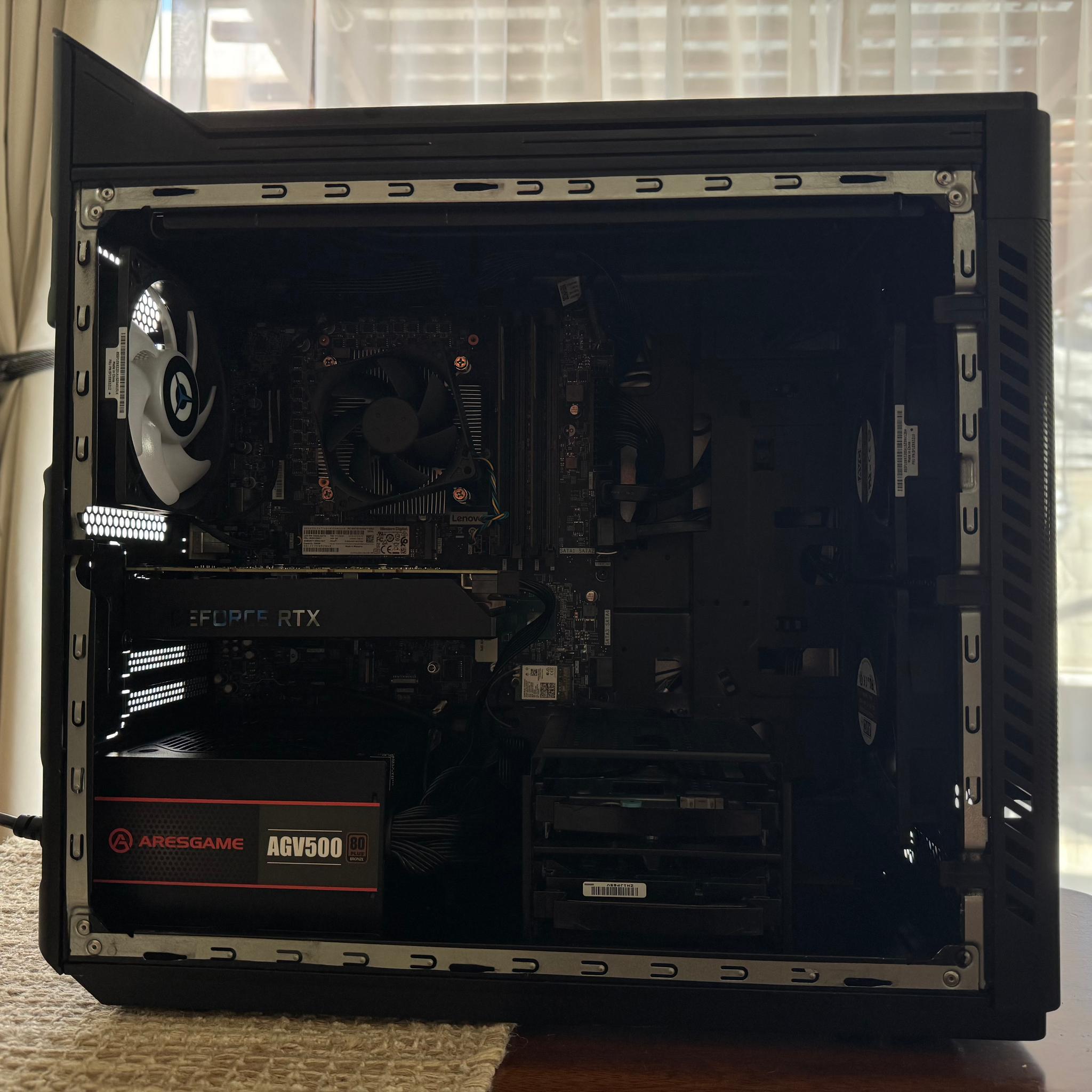 "Legion" | RTX 3060 12GB | Intel Core i5 10400F | 16GB DDR4 | 256GB SSD + 1TB HD