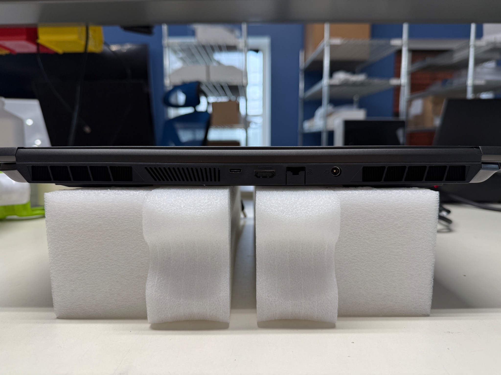 MECH-15 G3R, Ryzen 9 5900HX, RTX 3080, 2TB SSD, 32GB DDR4 RAM