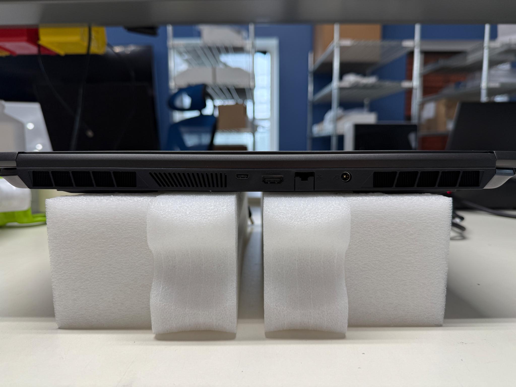 MECH-15 G3R, Ryzen 9 5900HX, RTX 3080, 2TB SSD, 32GB DDR4 RAM