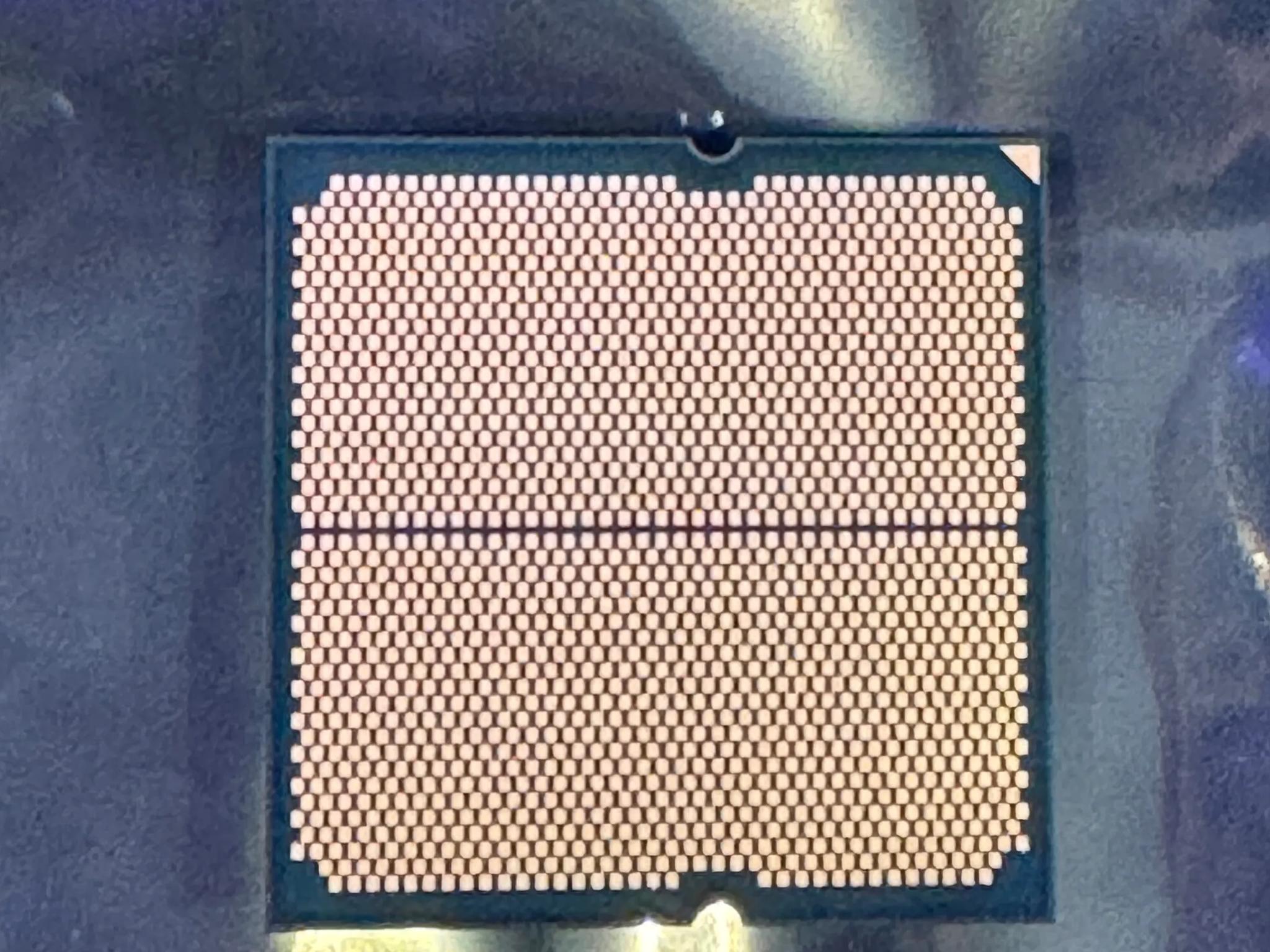 AMD Ryzen 9 7900X 12-Core 24-Thread Unlocked