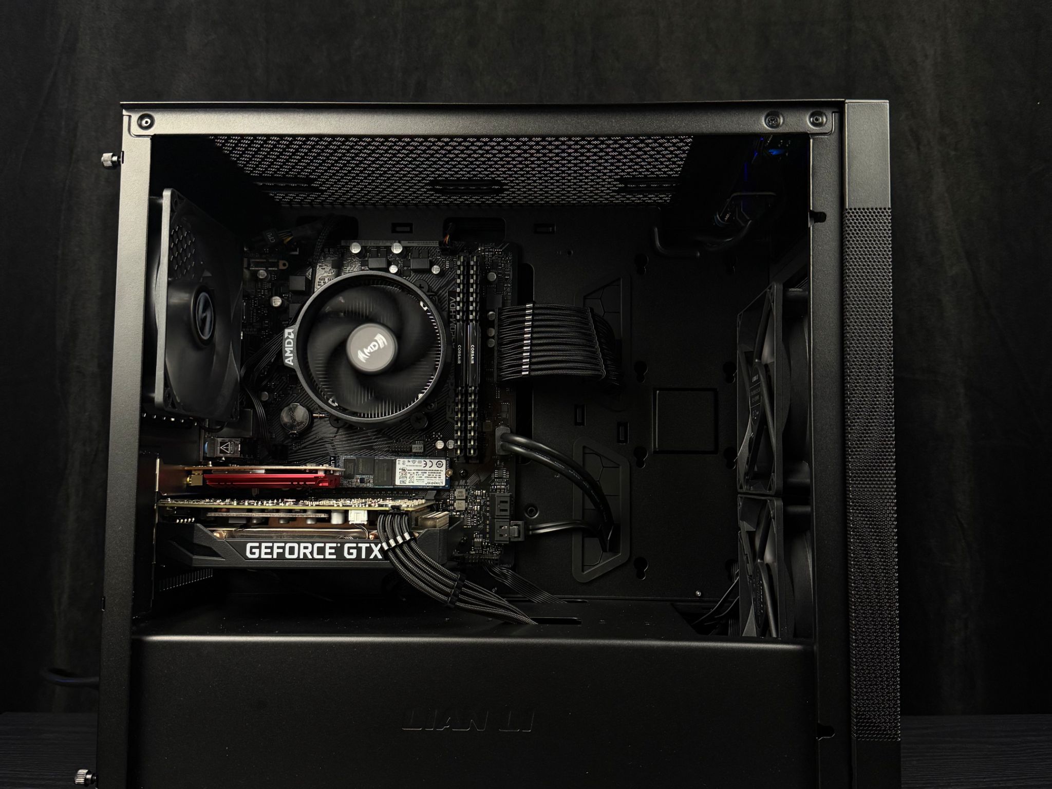 GTX 1660, Ryzen 5 5500, 16GB DDR4, 1.2TB Storage