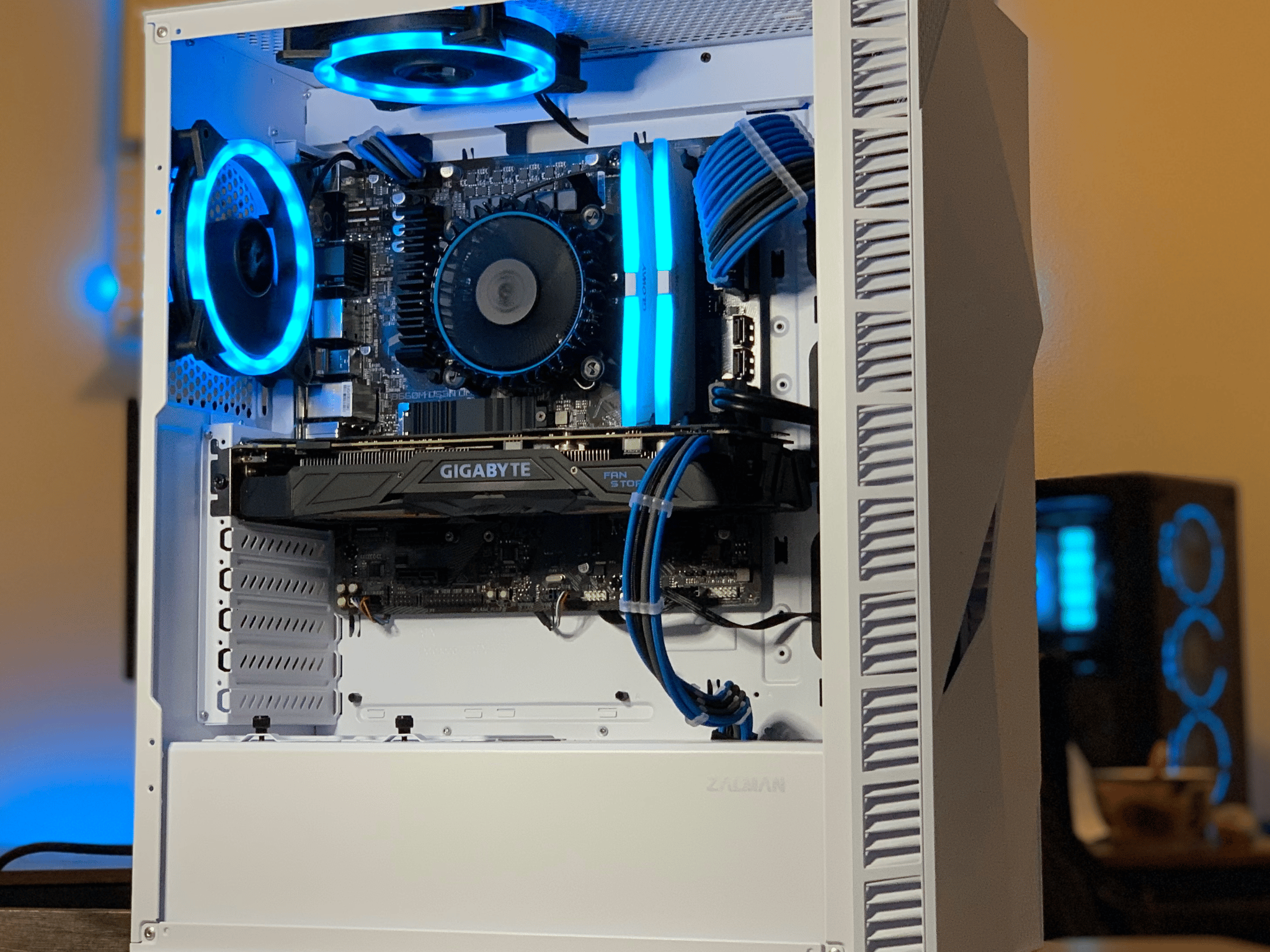 Mid Range White/Blue/Black Gaming PC (Intel 12100f + GTX 1070)