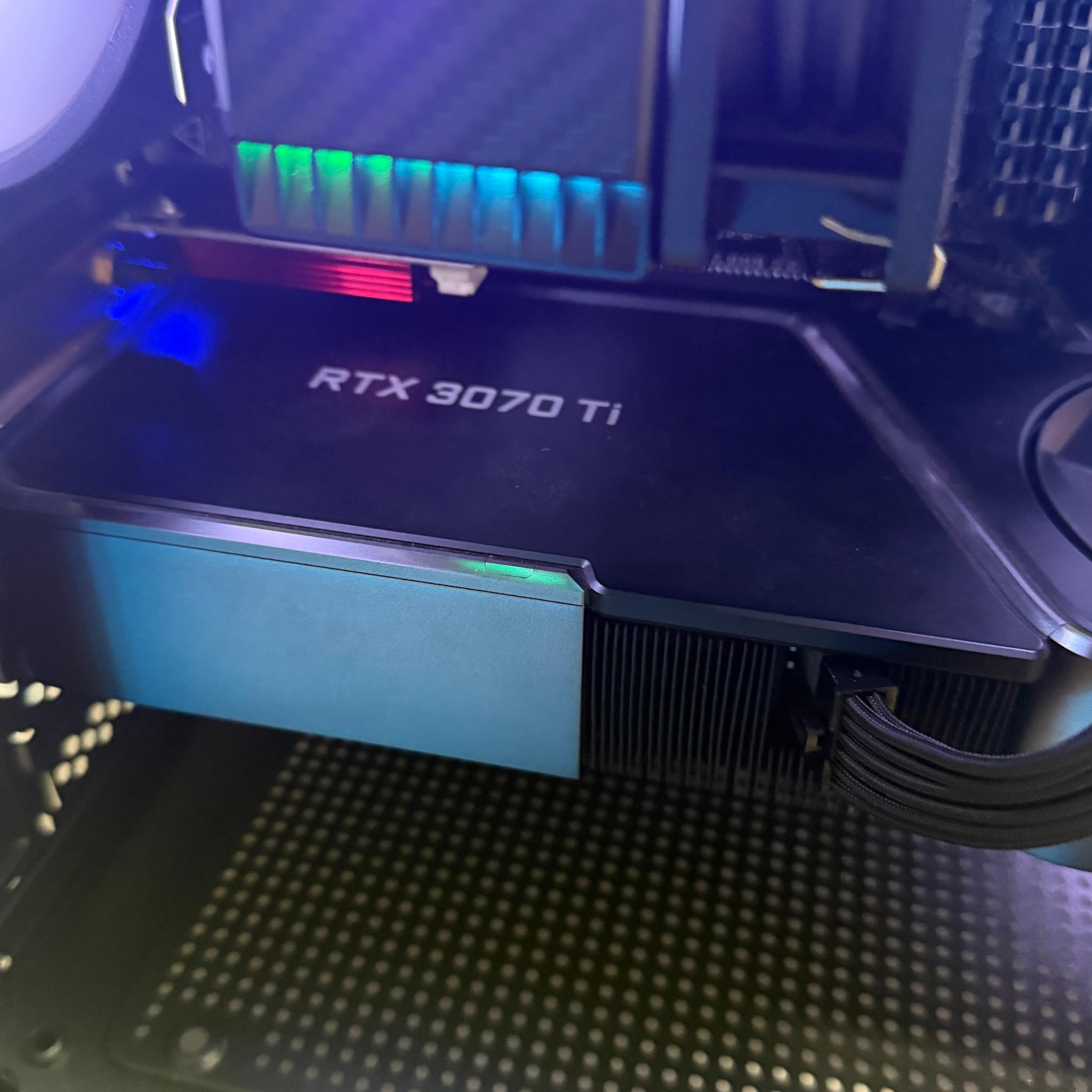 i7 9700F, 32GB DDR4 Ram, RTX 3070TI, 1 TB SATA Drive Gaming System