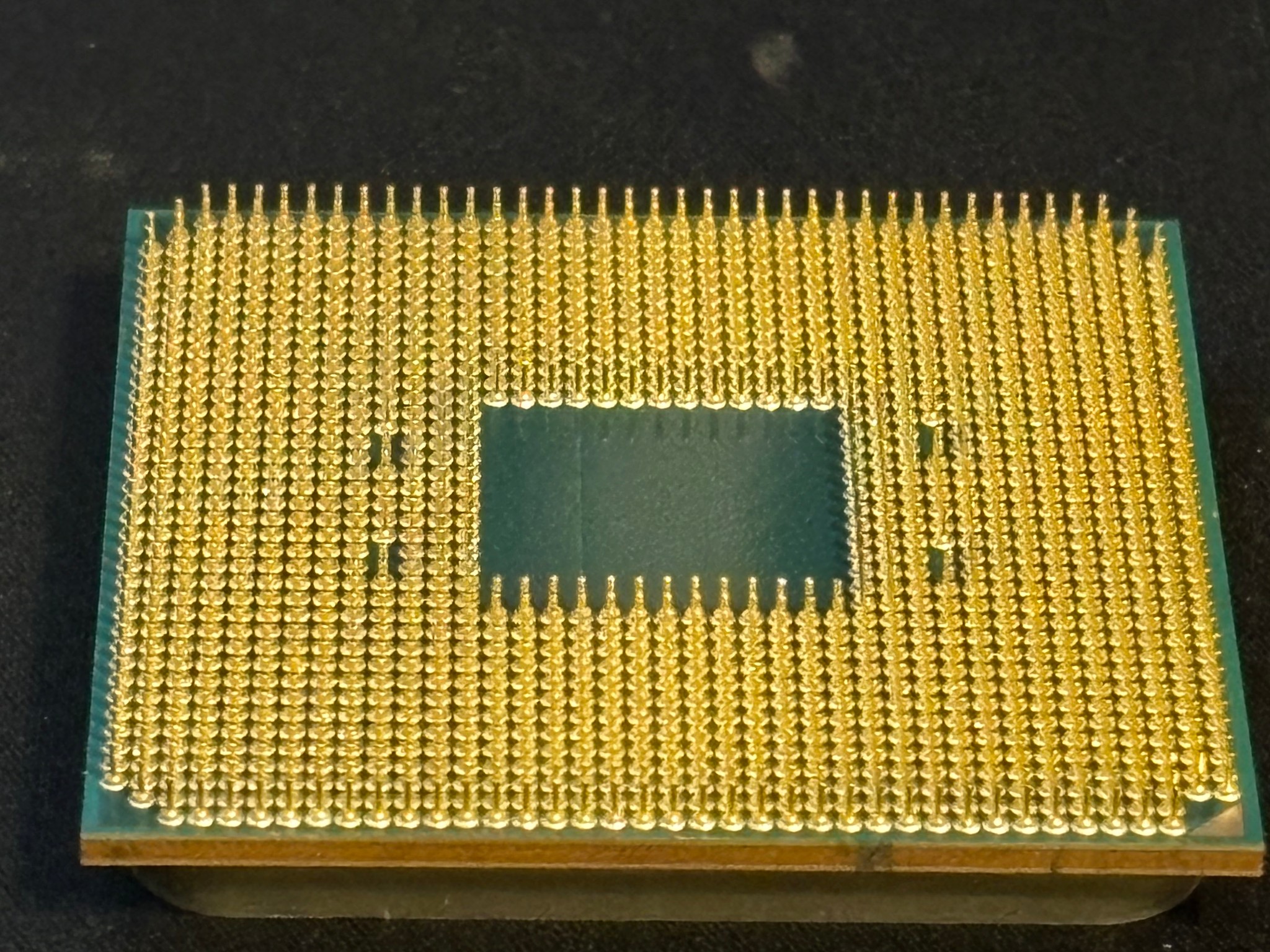 AMD Ryzen 9 3900X