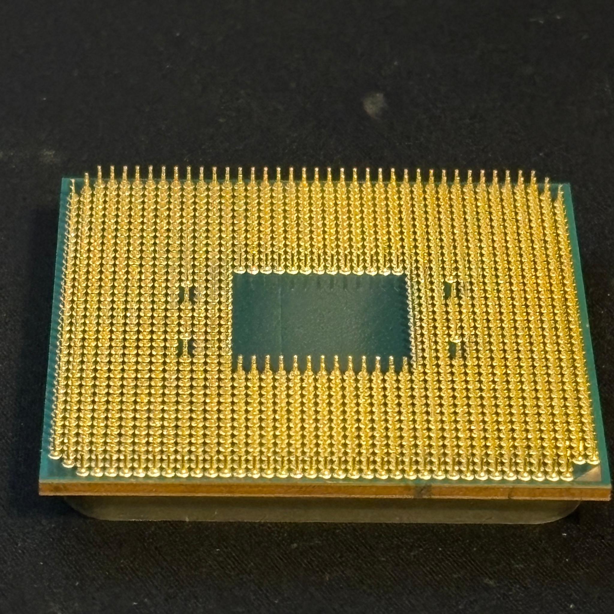 AMD Ryzen 9 3900X
