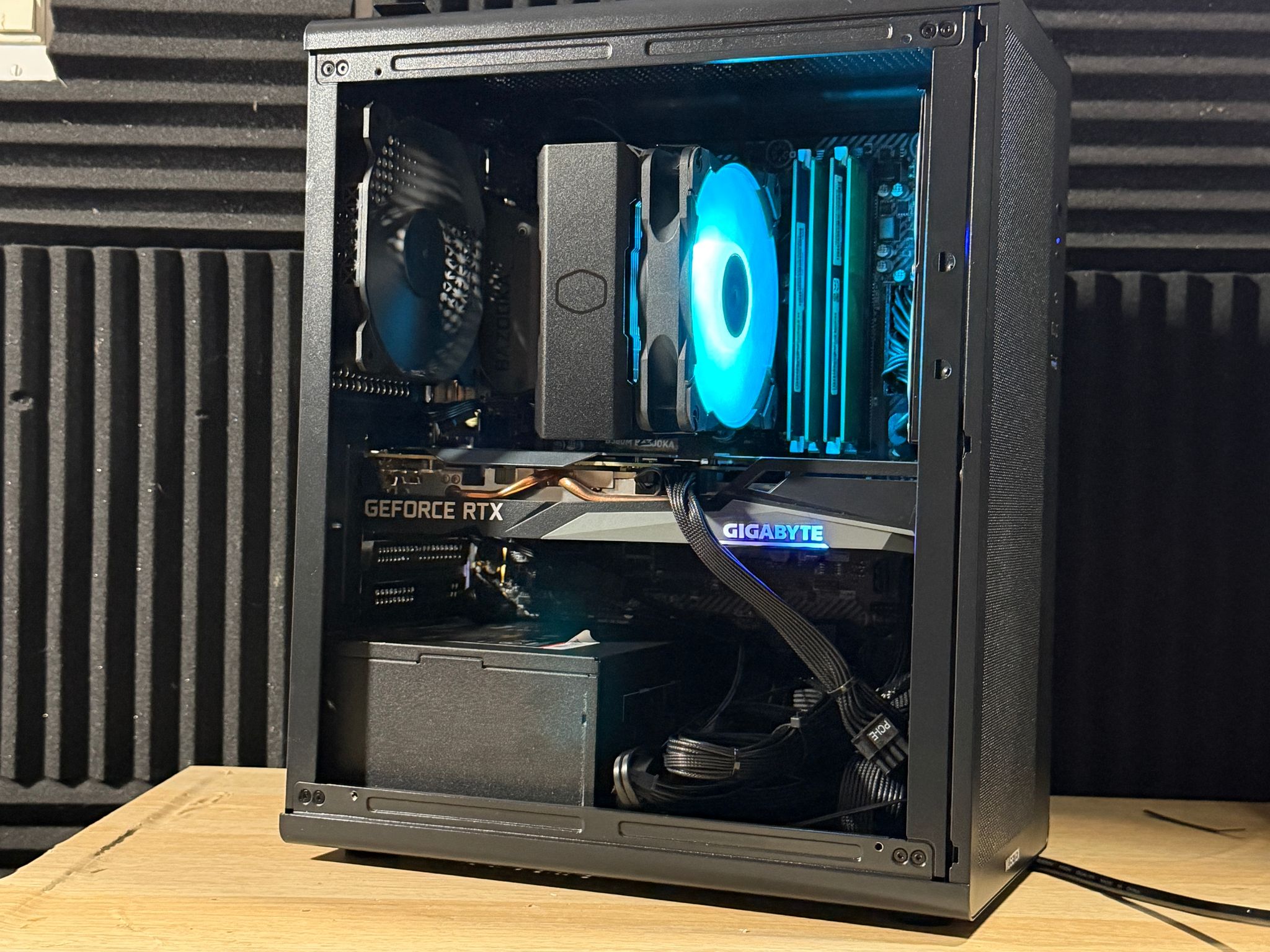 🔥 RTX 3050 8GB | i5 8400 | 16GB DDR4 | 240GB SSD + 1TB HDD