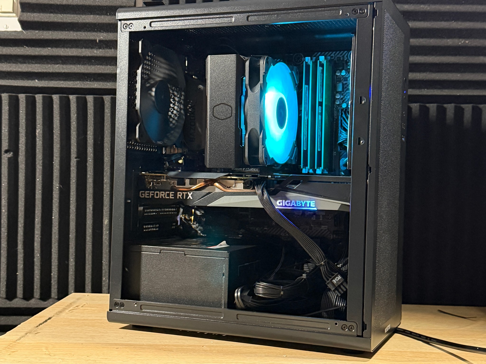 🔥 RTX 3050 8GB | i5 8400 | 16GB DDR4 | 240GB SSD + 1TB HDD