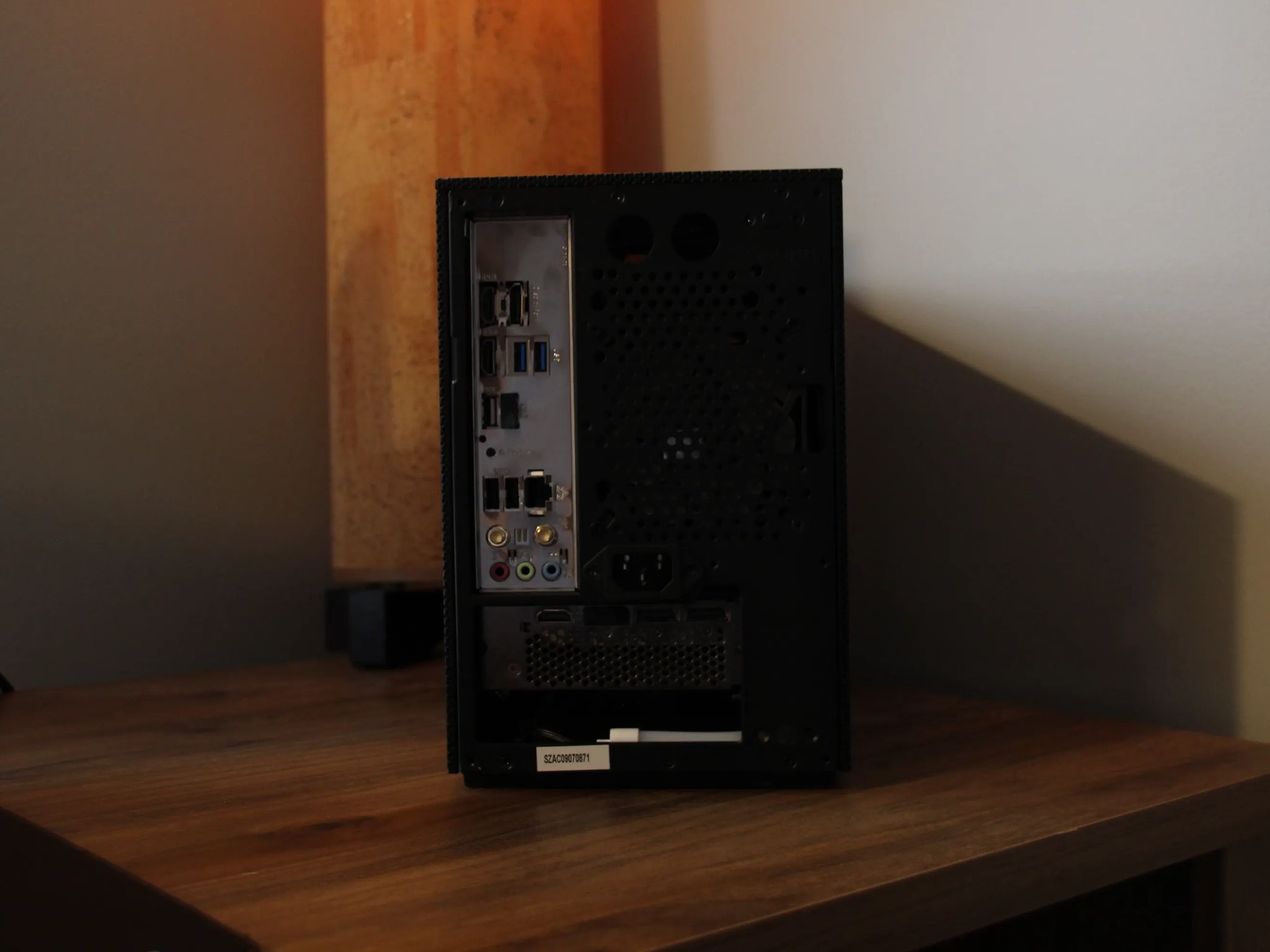 Sleek Compact Mid Level | 3060 12GB | 32GB RAM | Ryzen 5 3600X