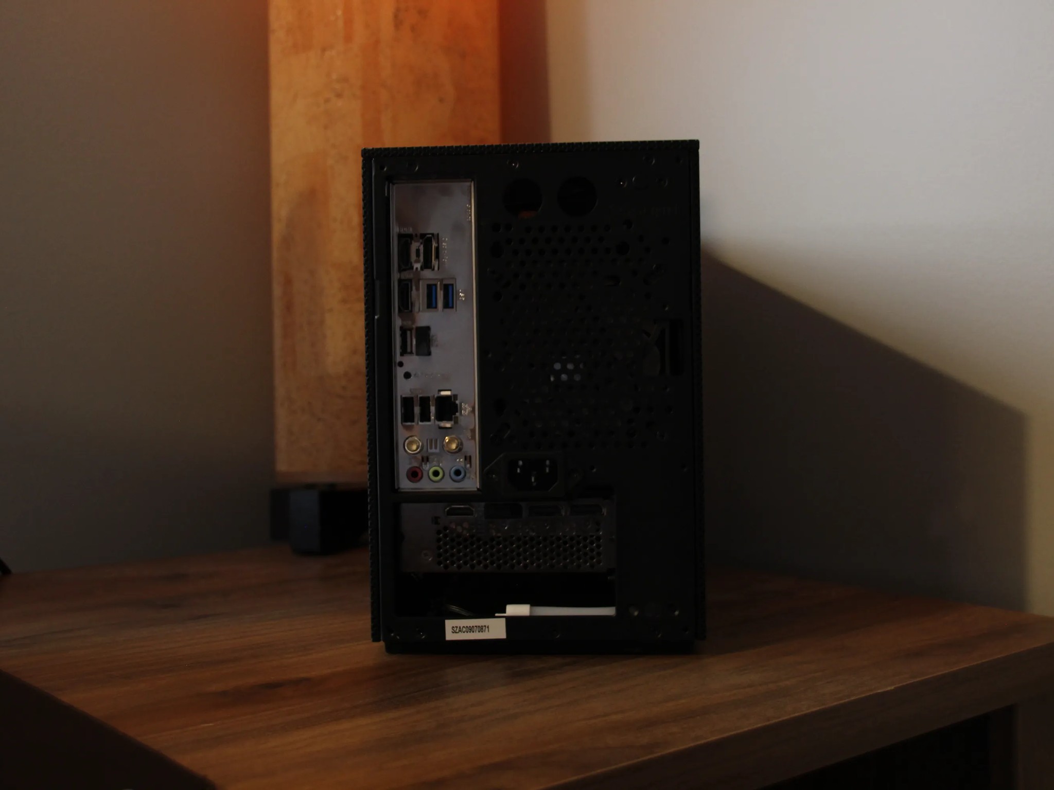 Sleek Compact Mid Level | 3060 12GB | 32GB RAM | Ryzen 5 3600X