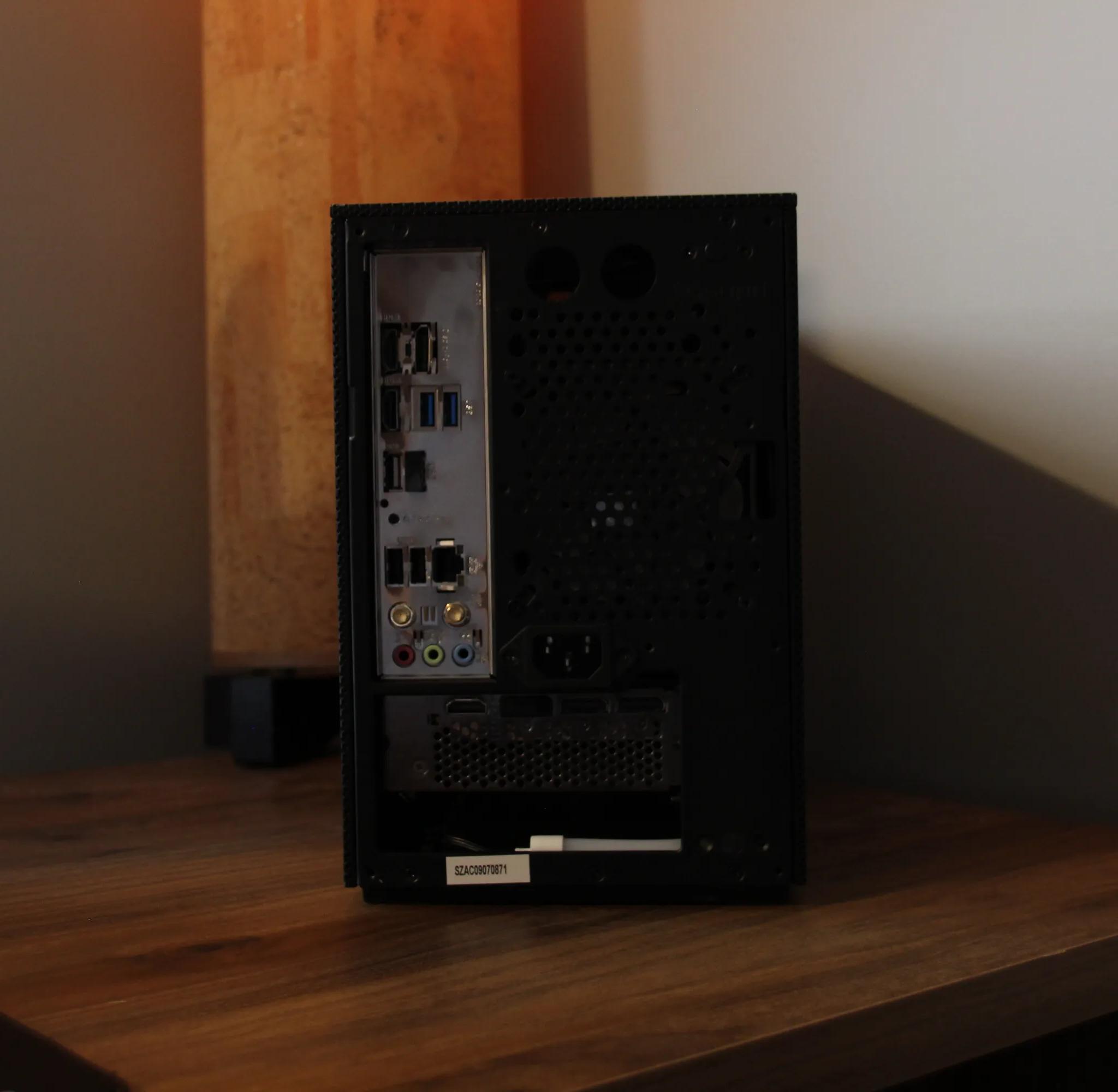 Sleek Compact Mid Level | 3060 12GB | 32GB RAM | Ryzen 5 3600X