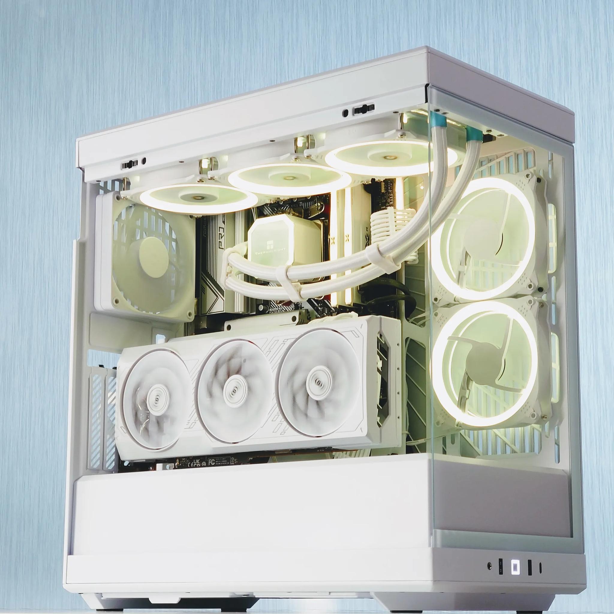 🏞️🤍☁️Liquid Cooled Gaming PC❄️AMD RX 7900 GRE 16GB❄️AMD Ryzen 7 7700❄️32GB DDR5❄️1TB SSD