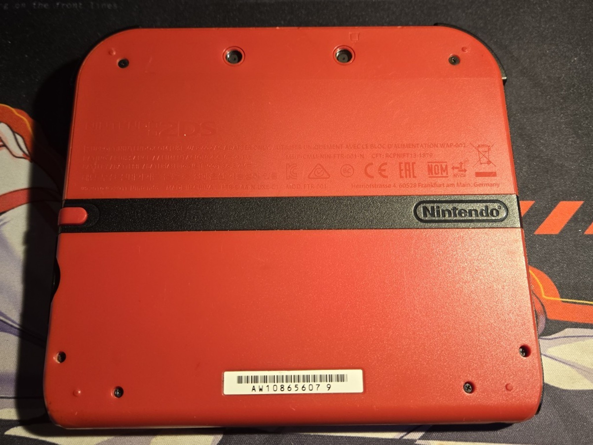 CUSTOM REFURBISHED Nintendo 2DS Red/Black Handheld Console, Mario Kart 7 Edition