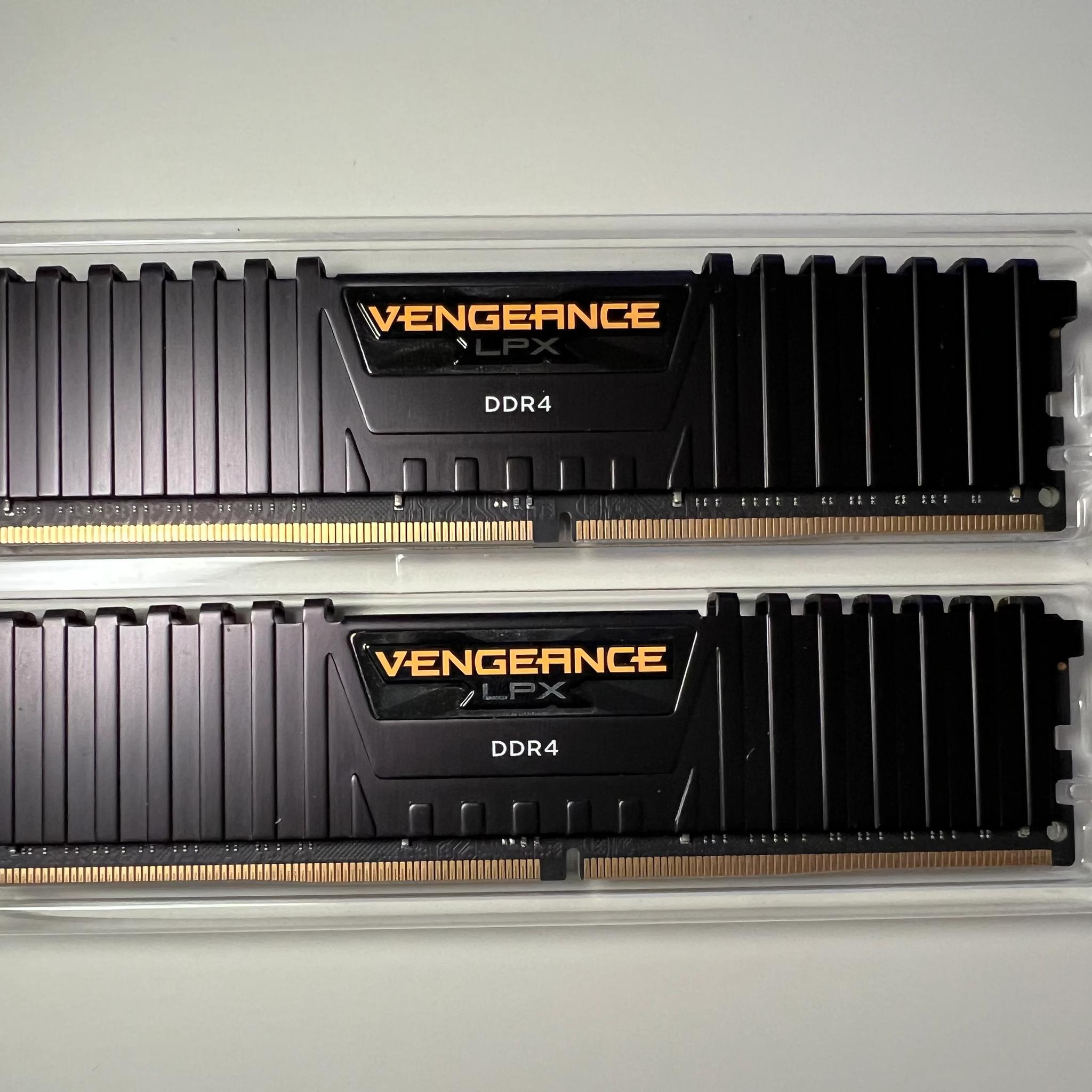 Corsair Vengeance LPX 32GB (2x16GB) DDR4 3600MHz C18 Desktop Memory (RAM)
